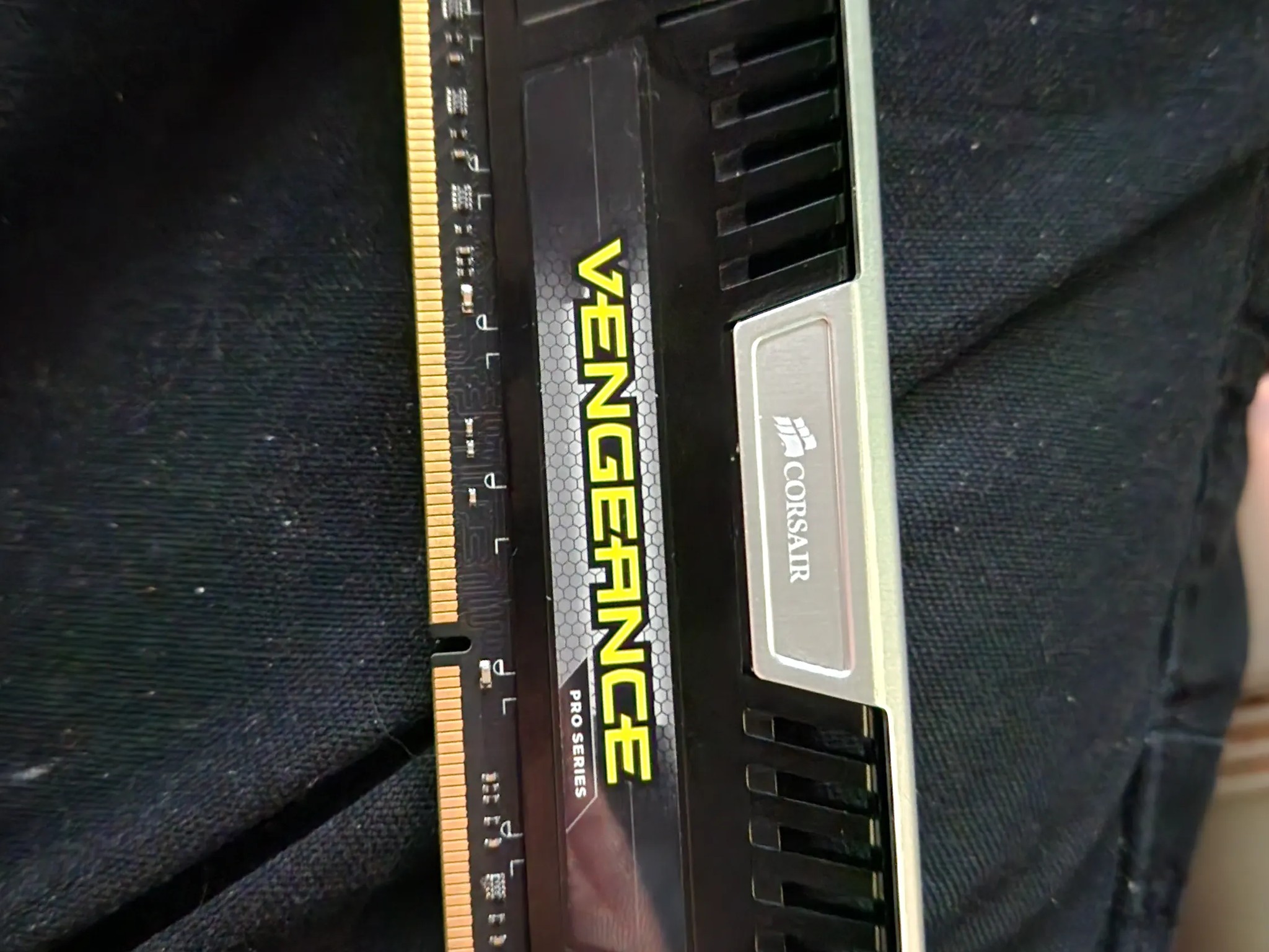Corsair Vengeance Pro 32gb (4x8gb) 1600hz 9 -9 -9 -24