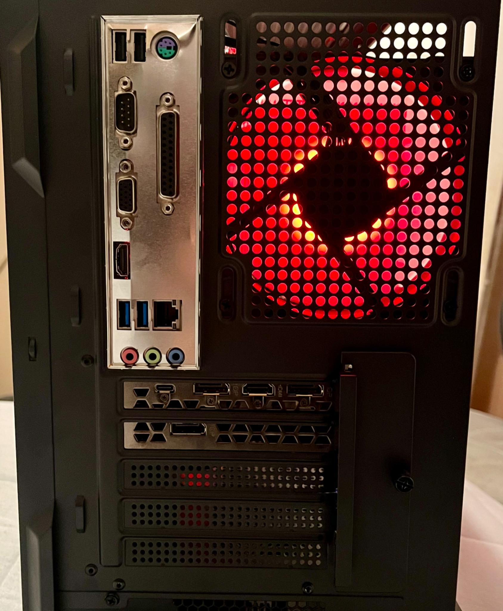 Mid Range Gaming PC |RTX 2080 // i7 9700K // 1TB NVME SSD|