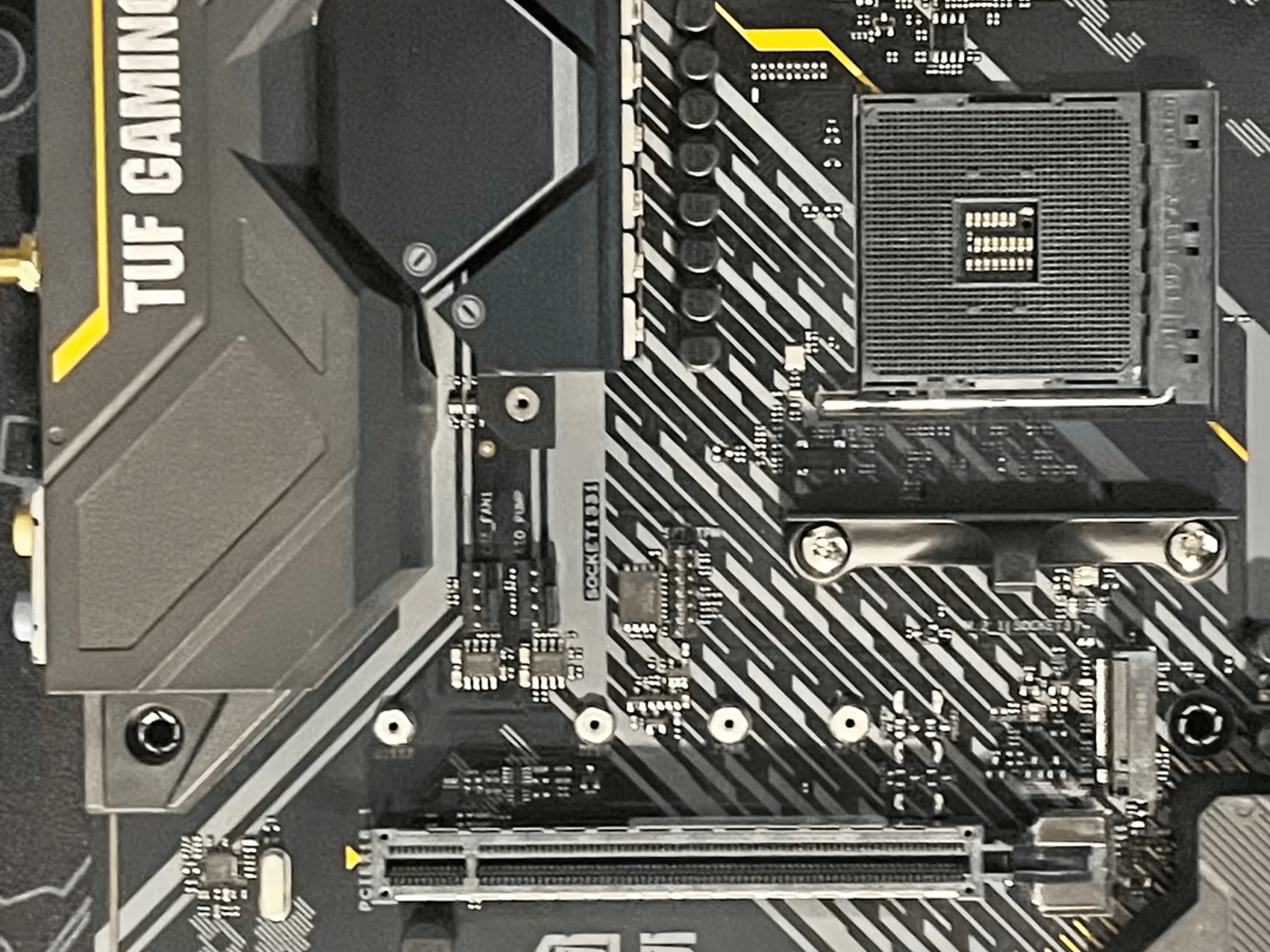 Used ASUS TUF Gaming x570 Plus WiFi