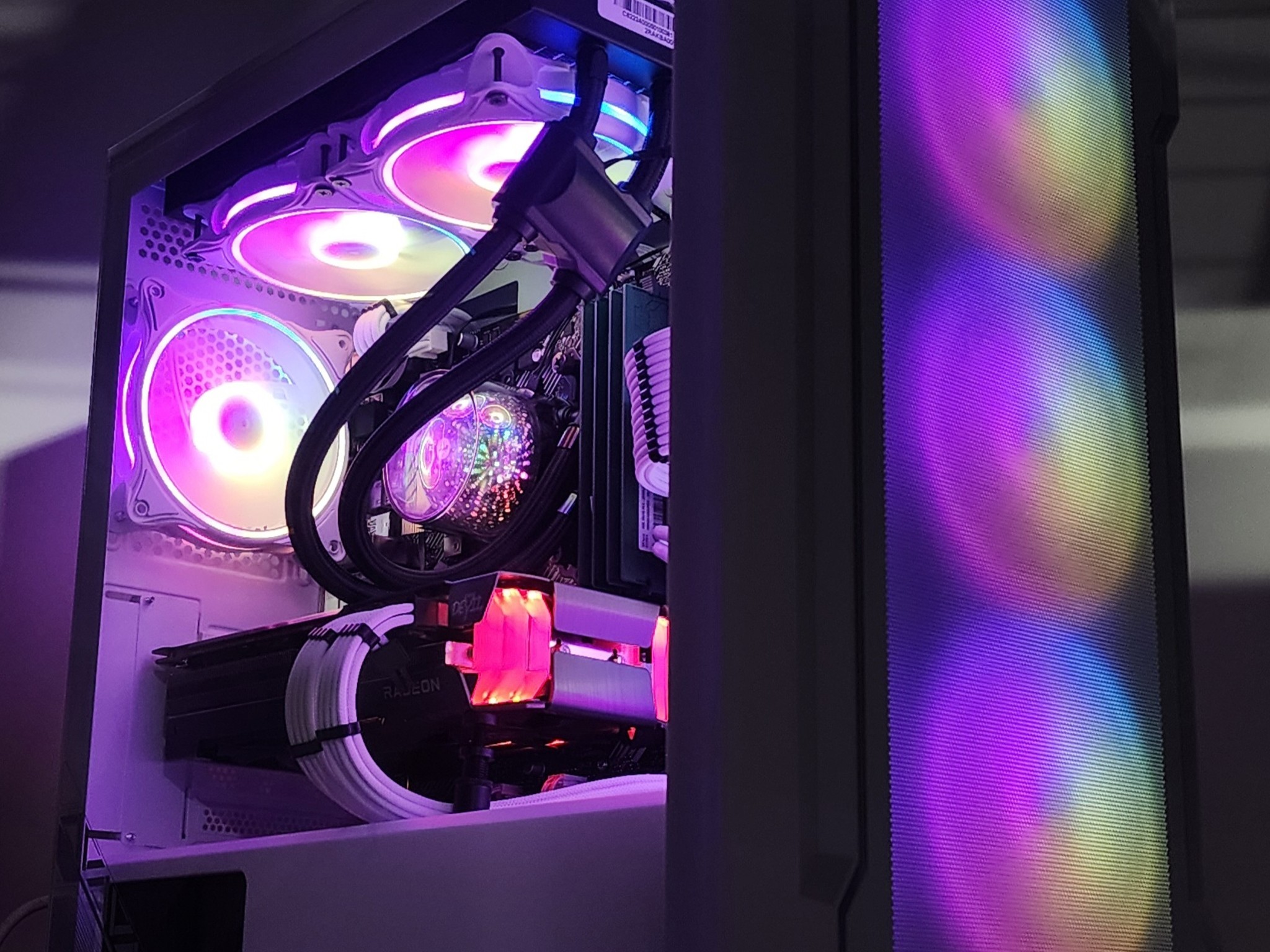 Gaming PC Ryzen 7 5700X 16GB RAM 500GB SSD RX 6600 XT 8GB Windows 11 Computer