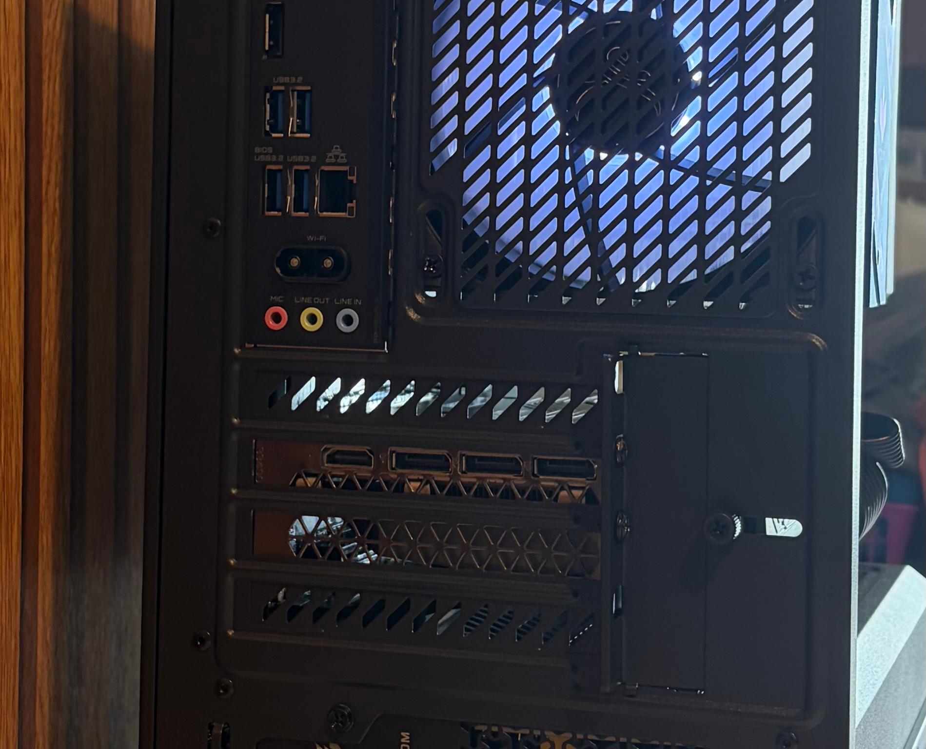 RTX 3070 | RYZEN 5 5500 | 16GB DDR4 | 500GB SSD | 650W