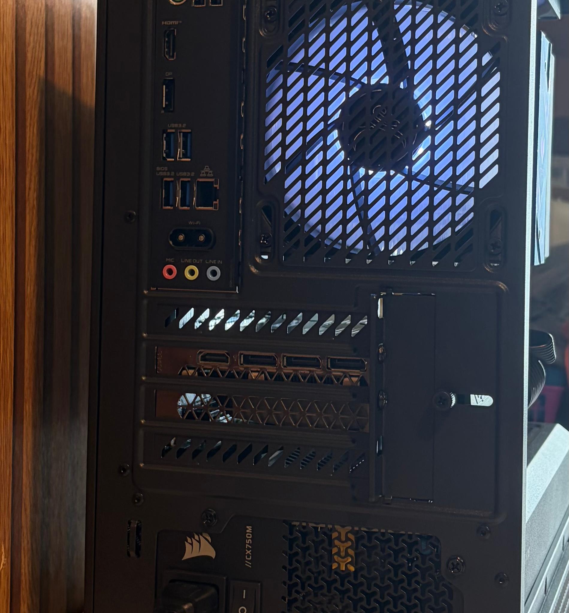 RTX 3070 | RYZEN 5 5500 | 16GB DDR4 | 500GB SSD | 650W