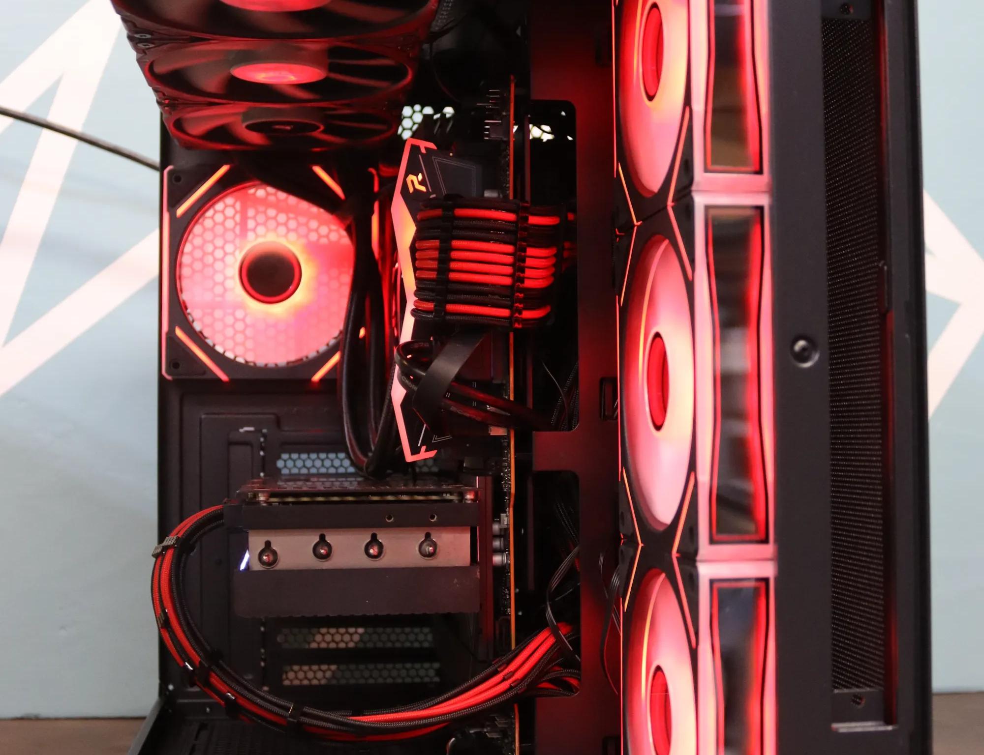 The Glowing Inferno 1440p Ultra