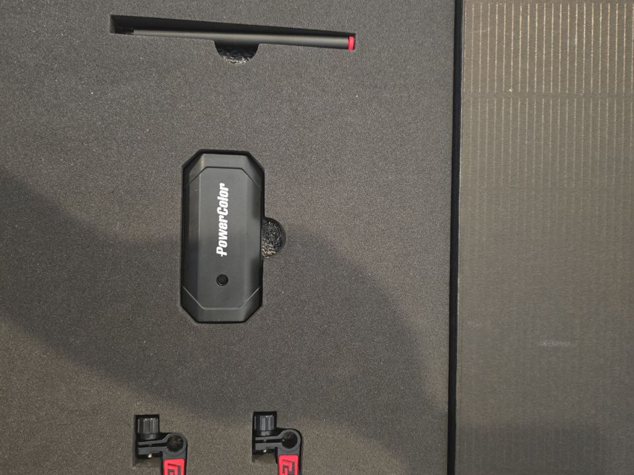 PowerColor Hellhound AMD Radeon RX 7900 XTX Graphics Card