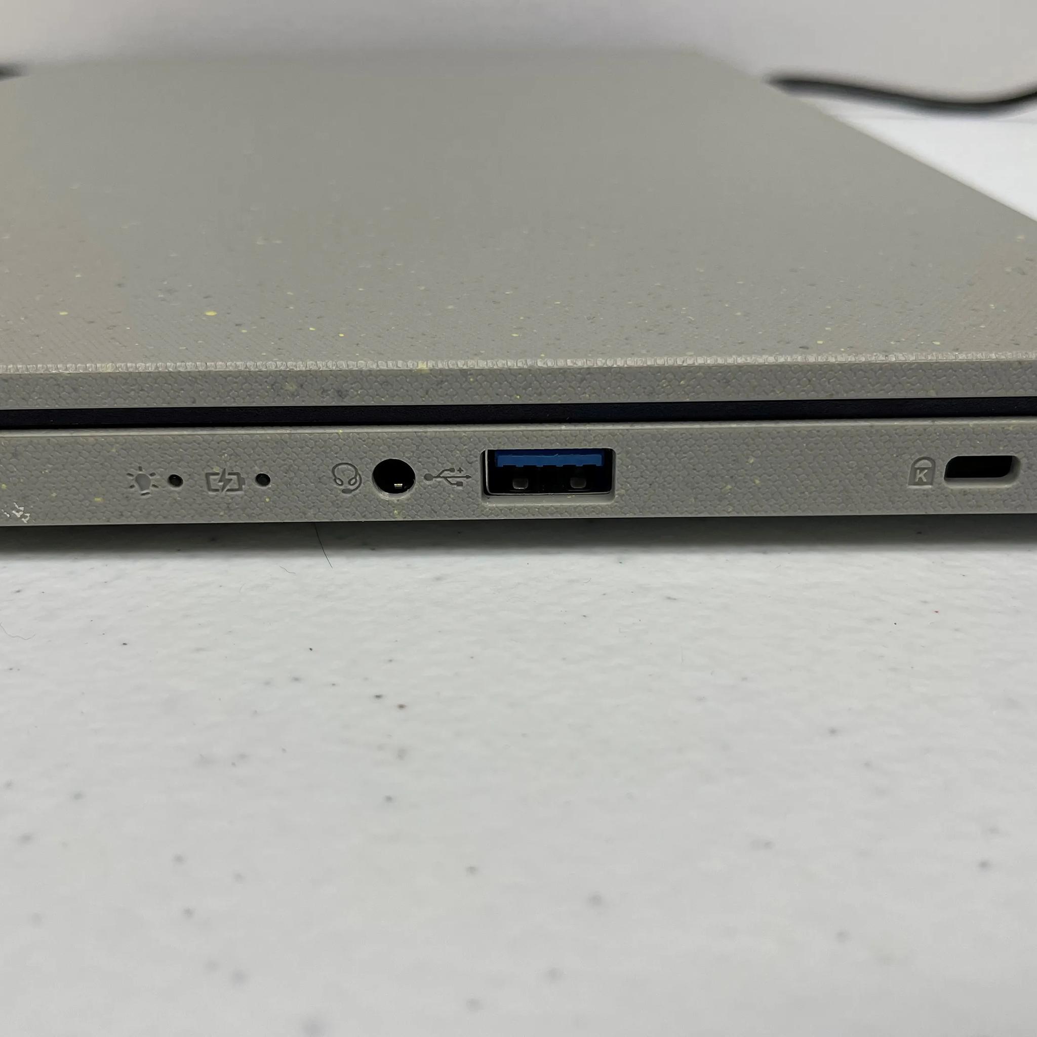 Acer Aspire Vero + Dell Thunderbolt Dock