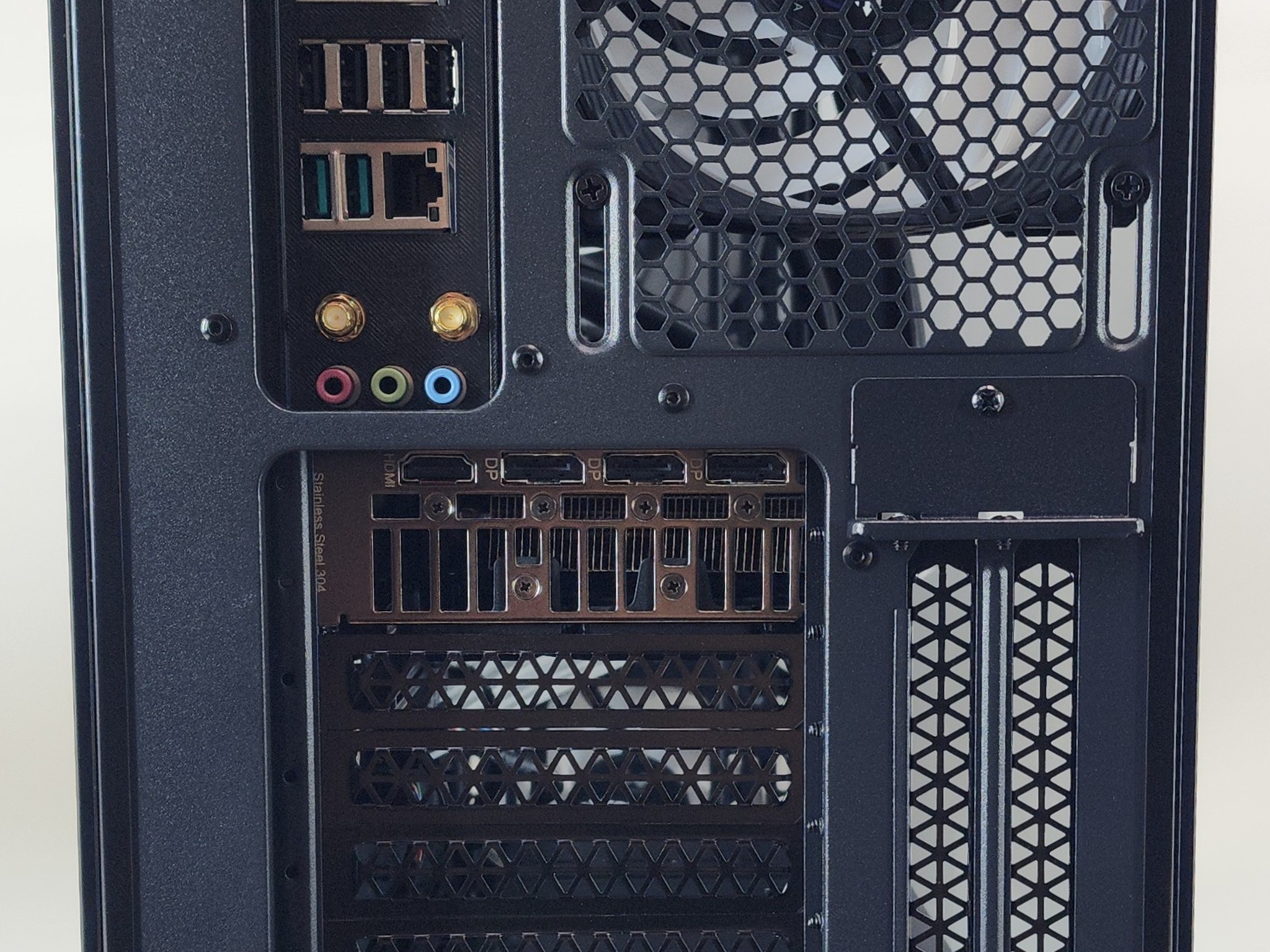 Gaming PC Ryzen 5 9600X 16GB RAM 1TB SSD RTX 5060 Ti 16GB Windows 11 Computer