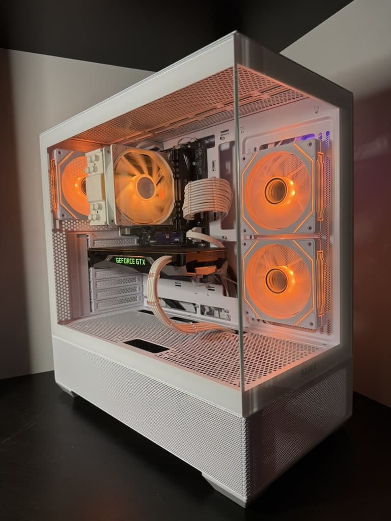 Gaming PC // Founders Edition Nvidia GTX 1070Ti // Ryzen 3600 CPU // 512GB NVME SSD //