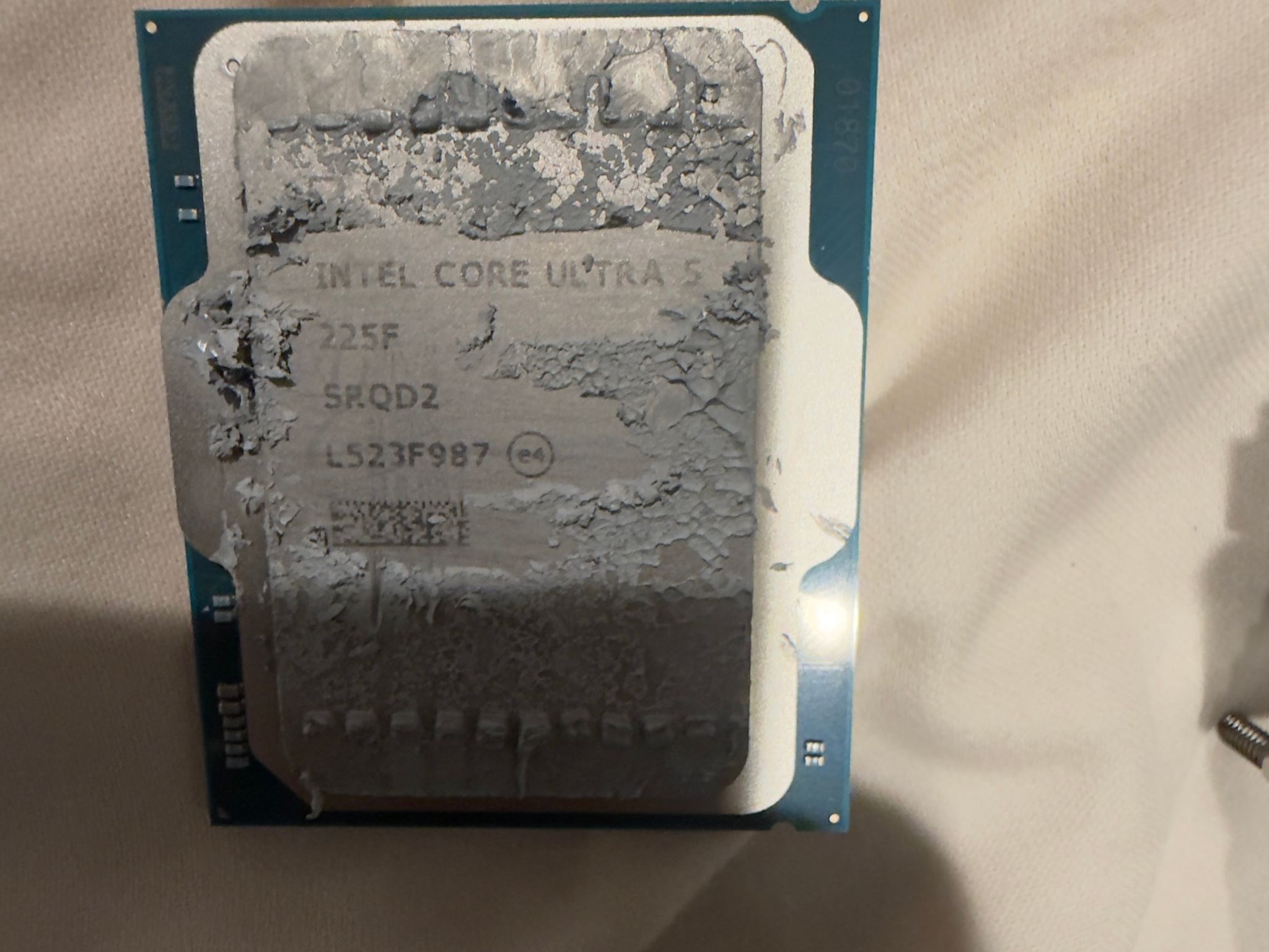 Intel Core Ultra 5 225F with Cooler