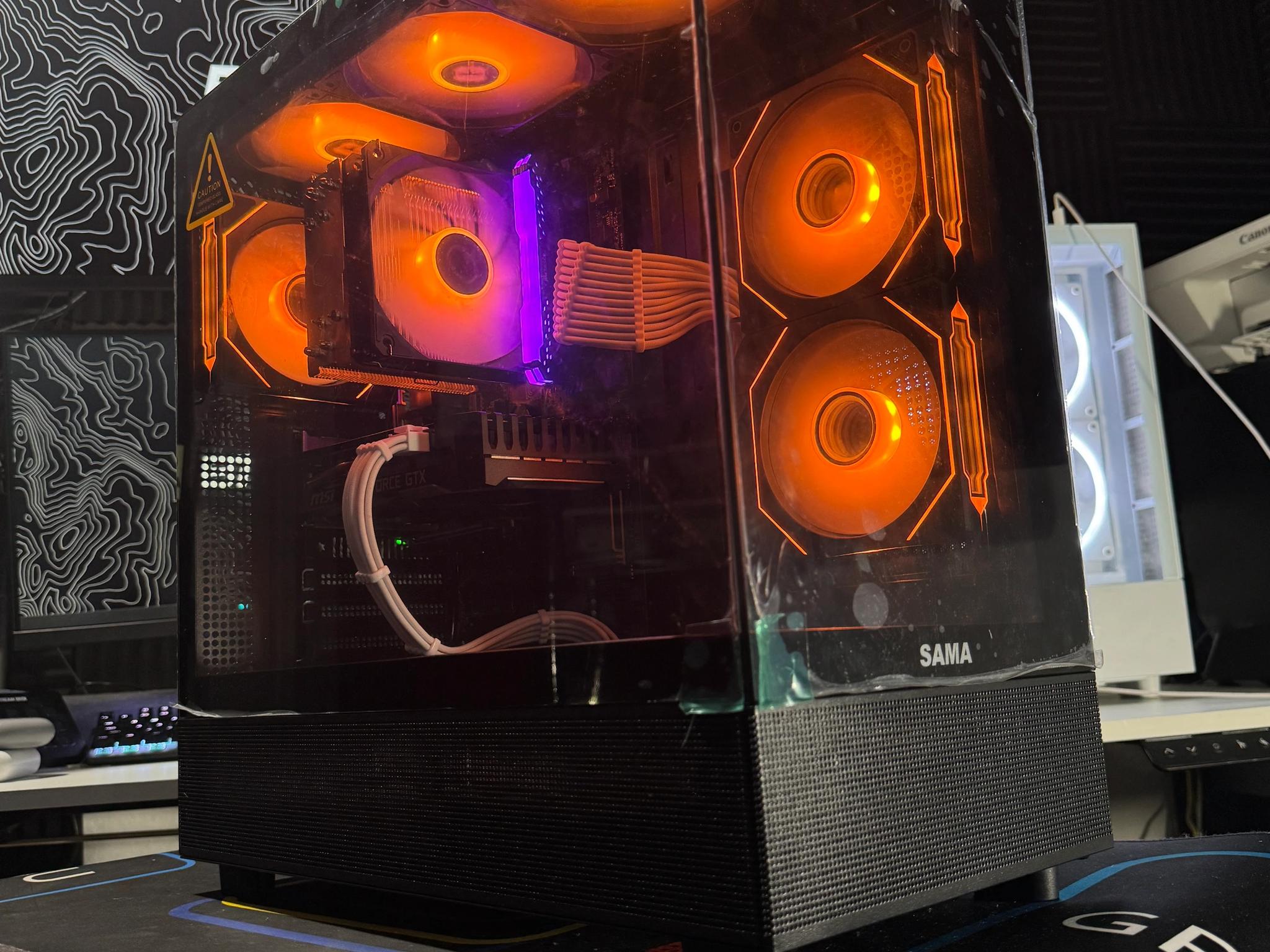 RGB FishTank Gaming PC | i7 7700 | GTX 1660 S | 16GB DDR4 | 1TB SSD