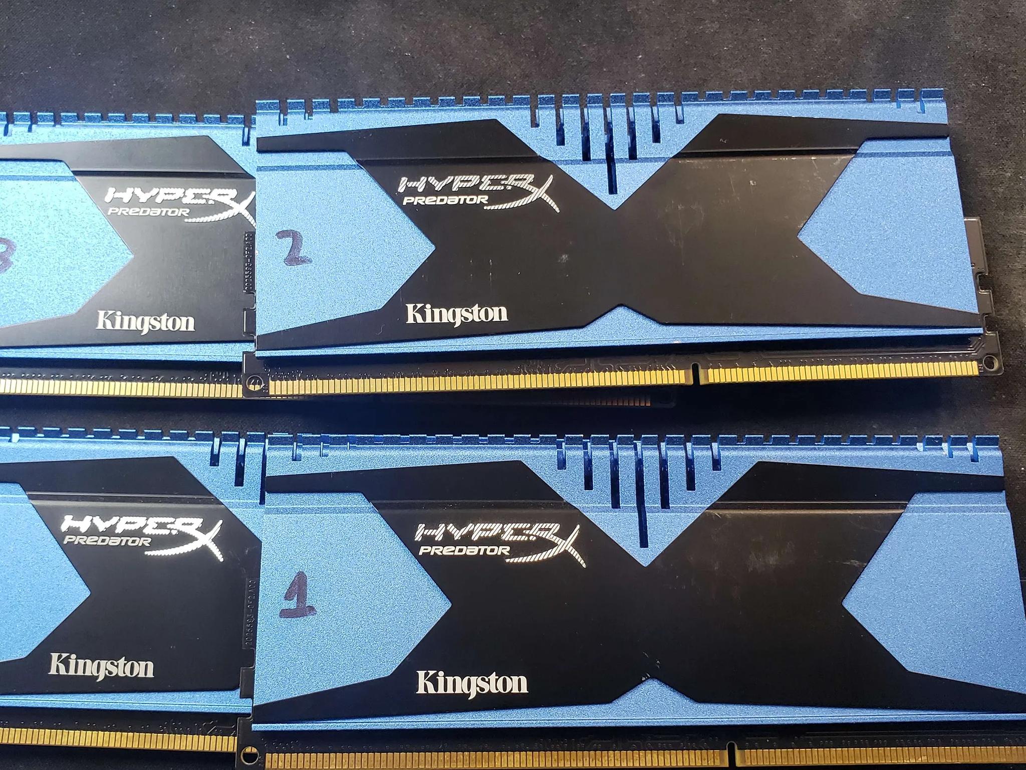 DDR3 4x4GB 2666MHz C11 Kingston HyperX Predator