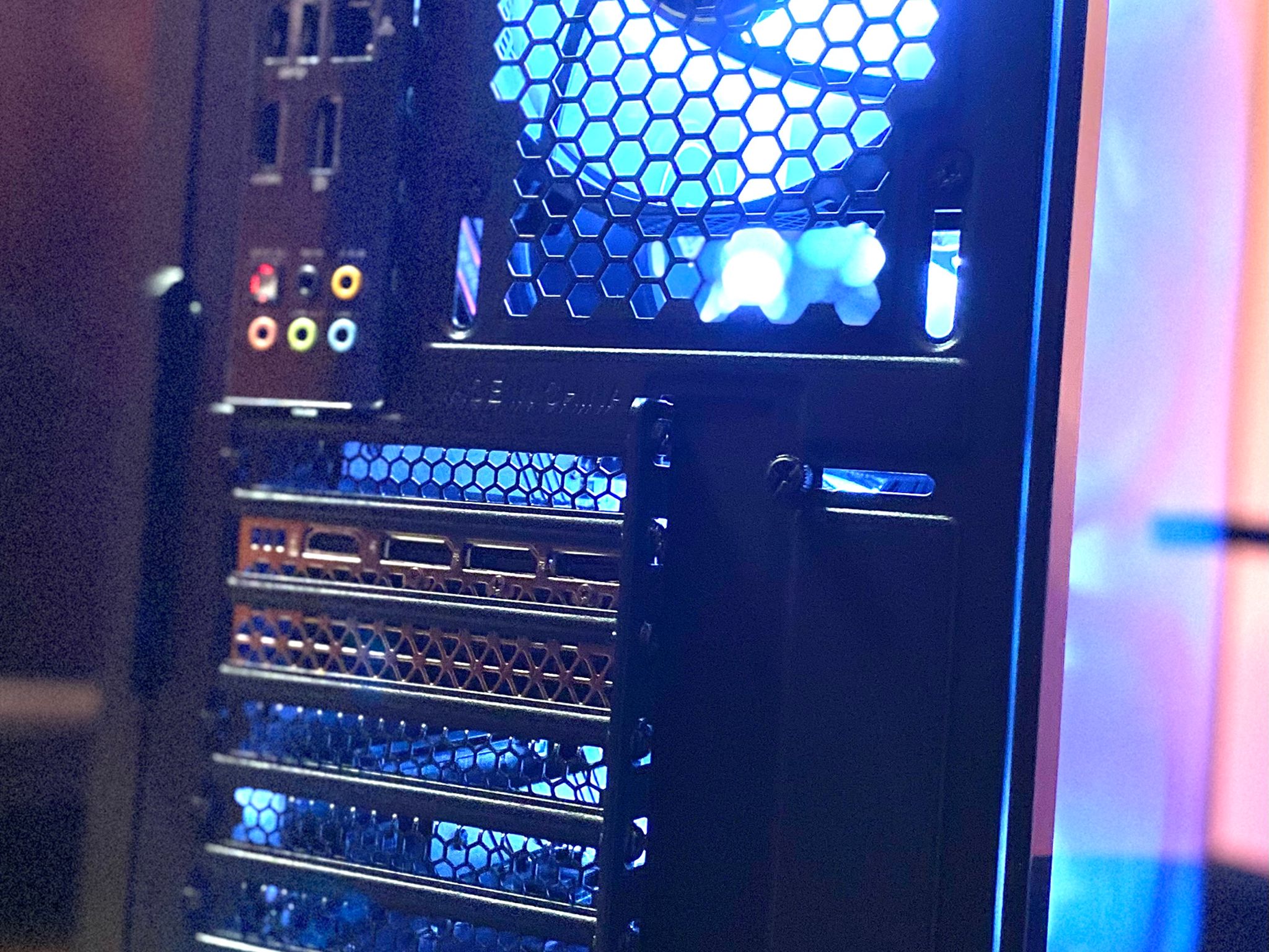 Shinobi 忍者 🥷🍥|RTX 3070| Ryzen 5 5600X| Strix B550-F| 32GB DDR4 RAM| 1TB NVMe SSD| Windows 11 Pro