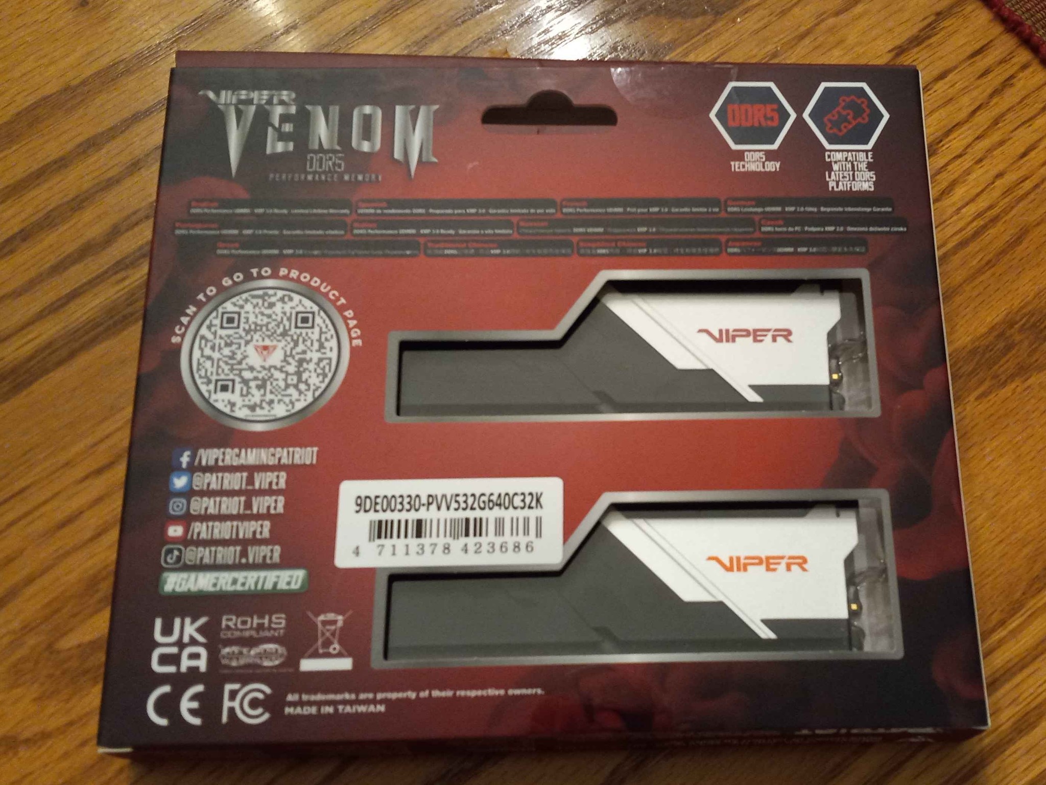 32 GB (2 x 16) Patriot Viper Venom DDR5 @ 6400 MT/s