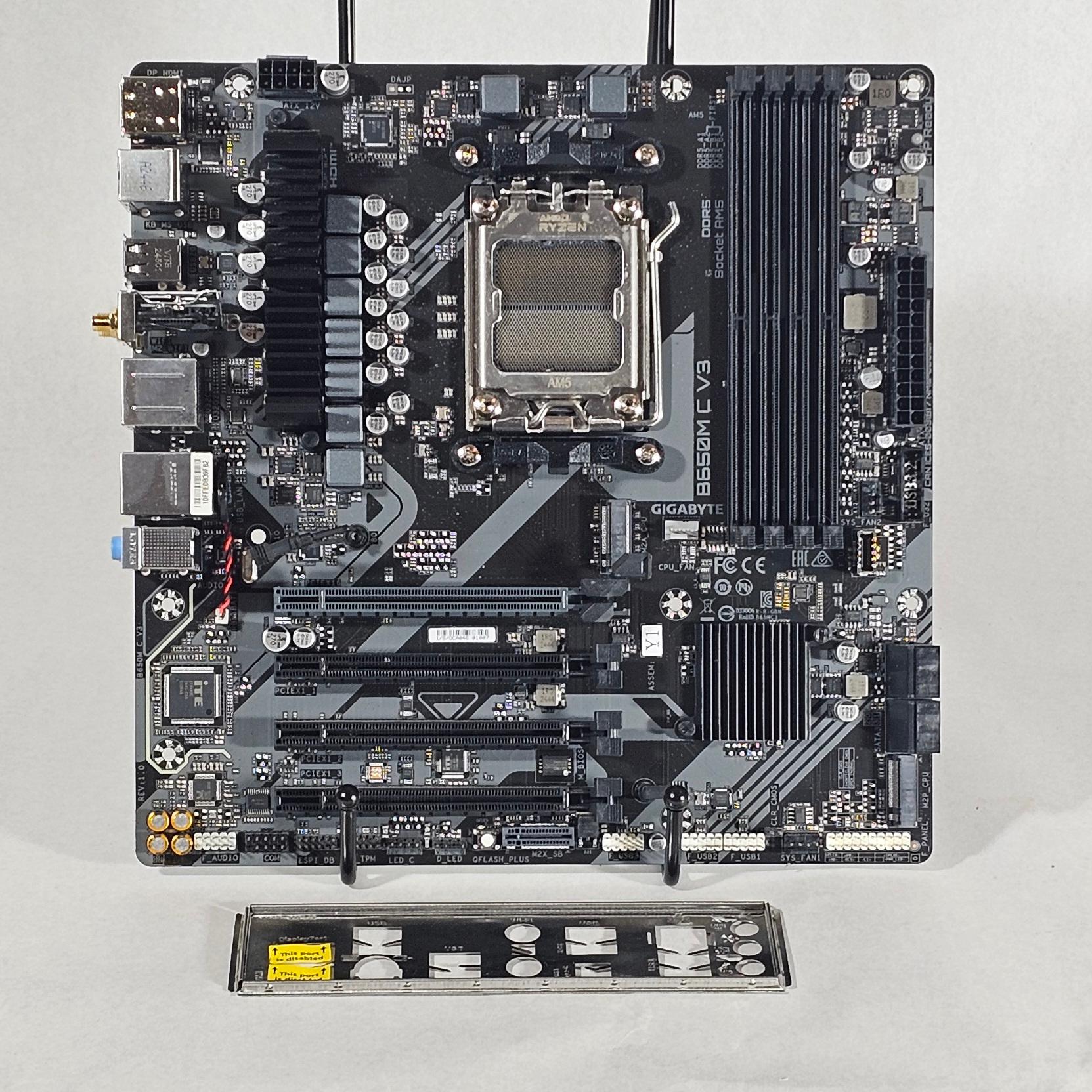 Gigabyte B650M C V3 AM5 DDR5 mATX Motherboard