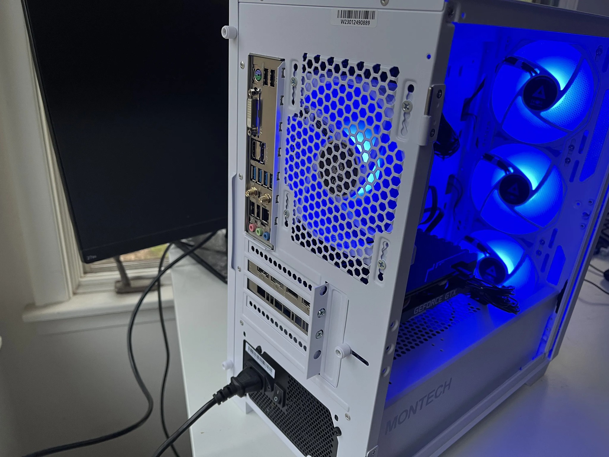 GTX 1660 / Ryzen 5 1600 | WIFI | 1TB HDD + SSD | 16GB Ram | Windows Activated