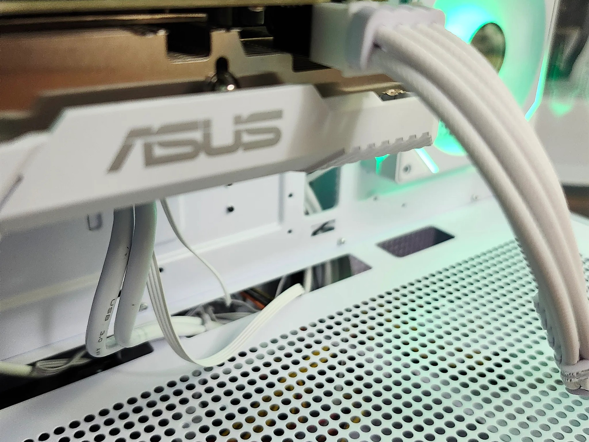 🤍All white Gaming/Streaming 1440p Beast PC RTX 3060 12GB  Ryzen 5 5600 | 16GB RAM | 1TB NVME | WiFi