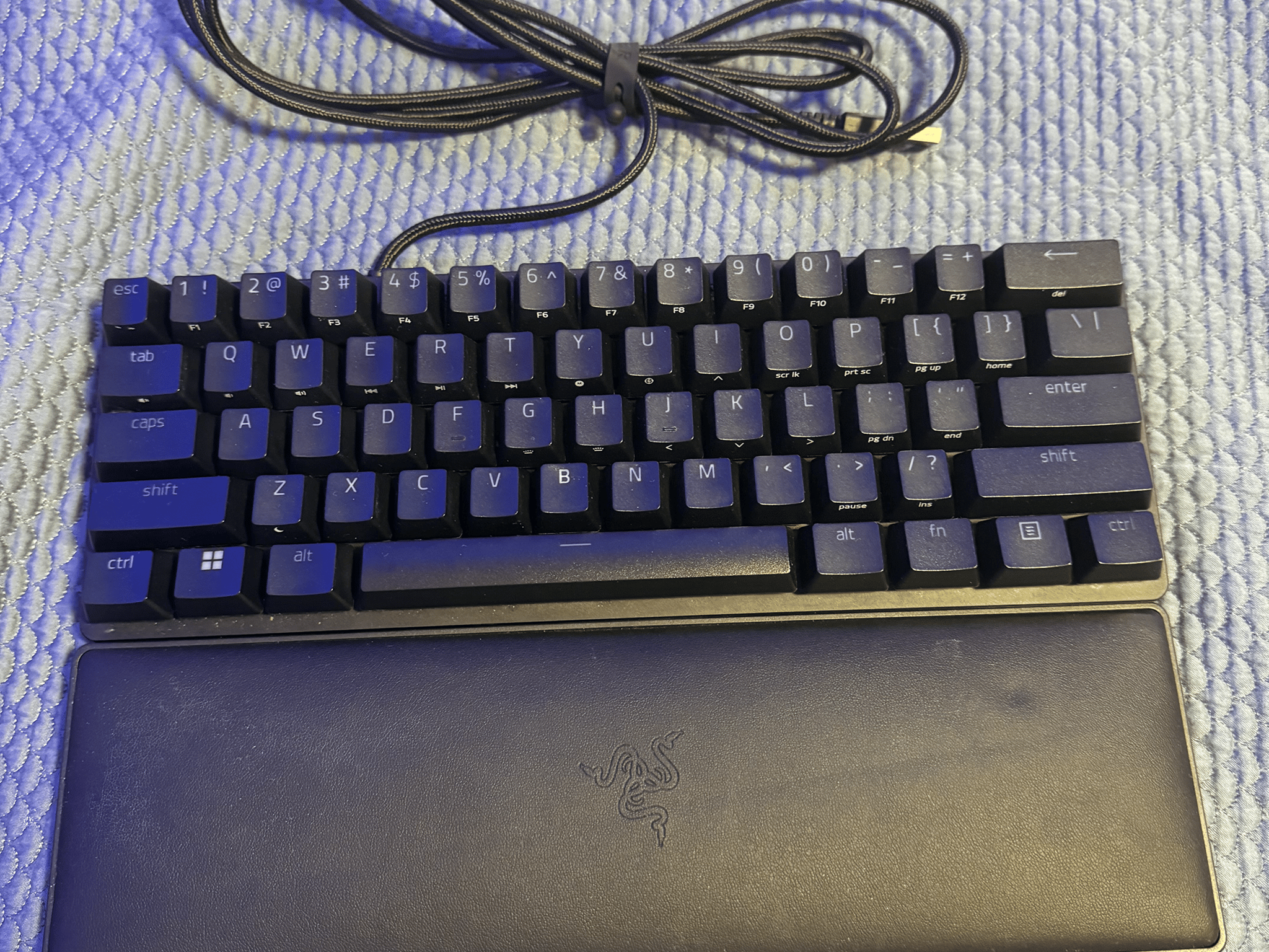 Razer Huntsman Mini - Clicky Optical Switch - US - Black - With 60% Wrist Rest