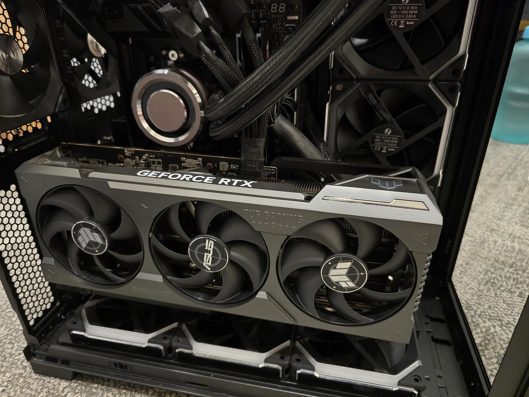 AMD Ryzen 9 7950x RTX 4090 Desktop Gaming PC