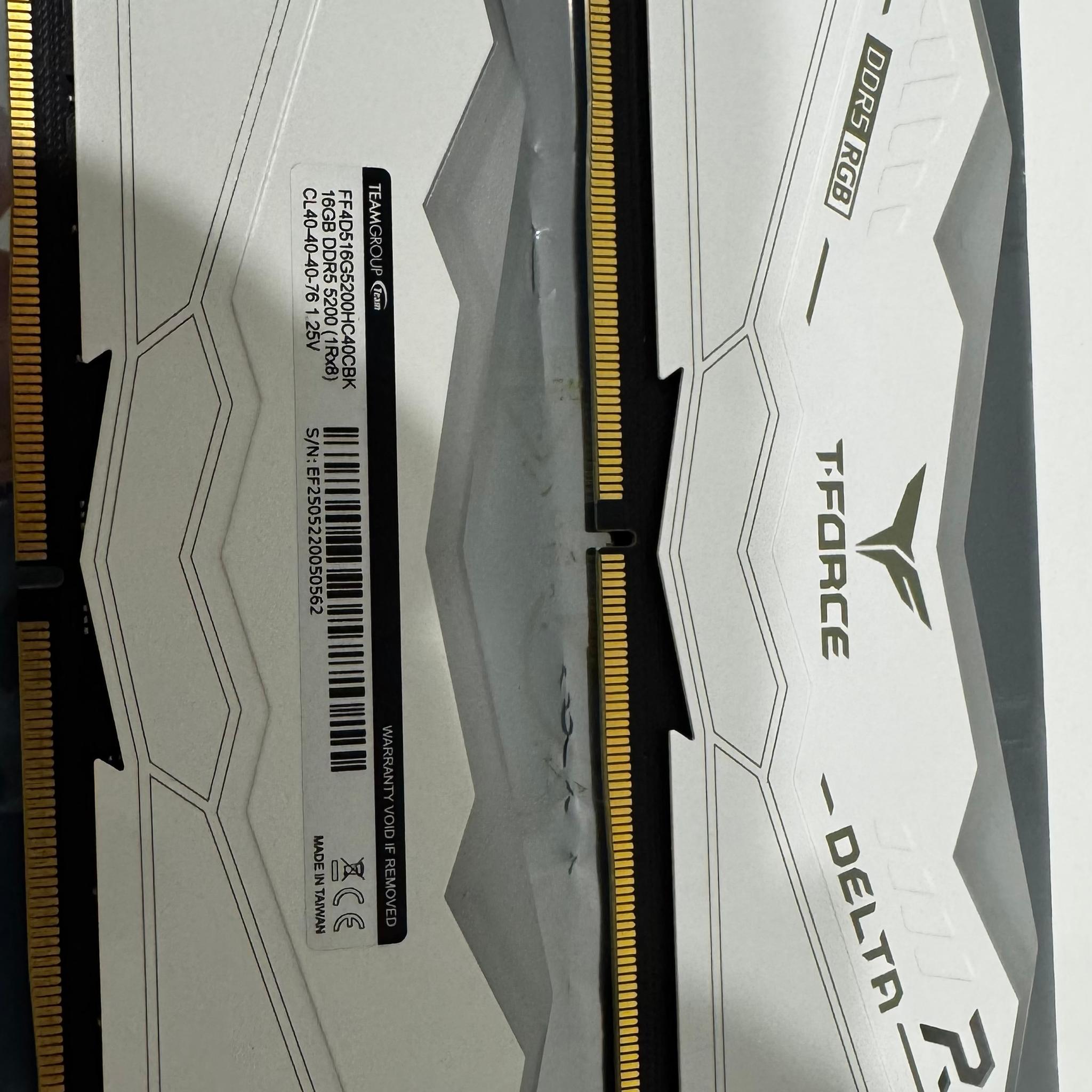 Teamgroup t-force delta RGB (WHT) ddr5 5200mhz 32gb