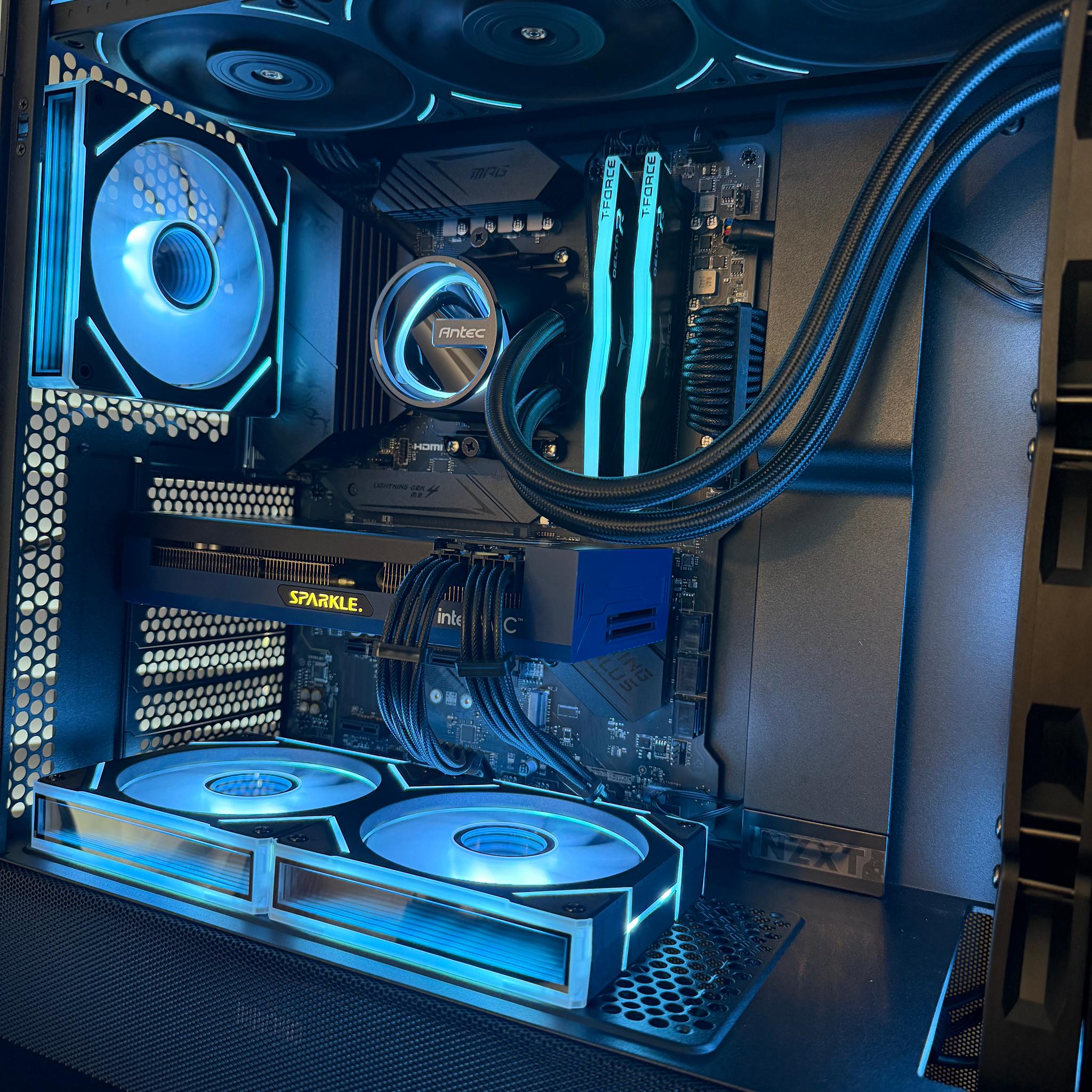 🔥 Gaming PC – Arc A750 SPARKLE ROC OC | Ryzen 5 5500 | WiFi | Windows 11 Pro | NZXT H5 Flow 🔥