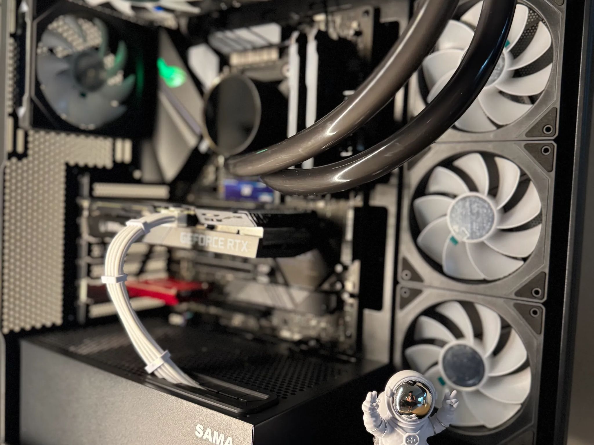 🖤BLACKOUT🖤 Zotac RTX 3060 TI|Ryzen 7 5700X3D|32GB RAM|1TB M.2||WIFI|ARGB Fans + Cooler|