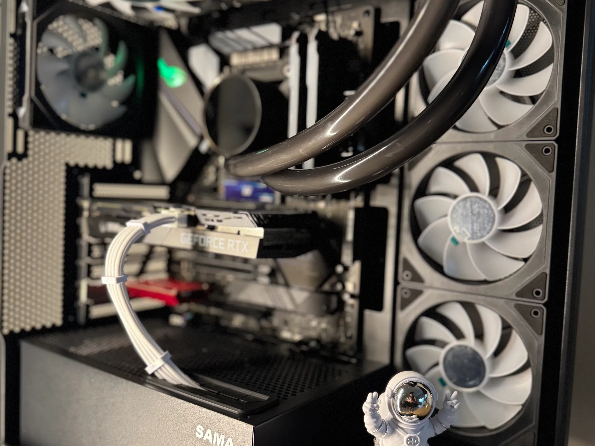 🖤BLACKOUT🖤 Zotac RTX 3060 TI|Ryzen 7 5700X3D|32GB RAM|1TB M.2||WIFI|ARGB Fans + Cooler|