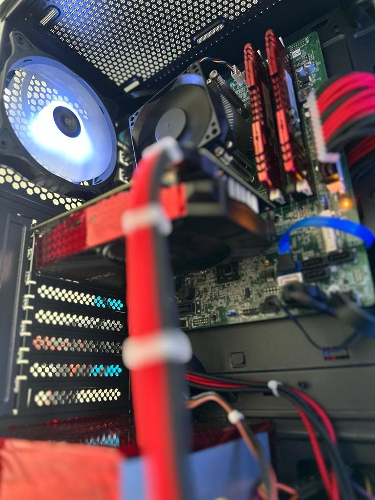Intel i7-4770/GTX 1060, 16GB RAM, 500GB SSD, Red/Black RGB Budget Gaming PC