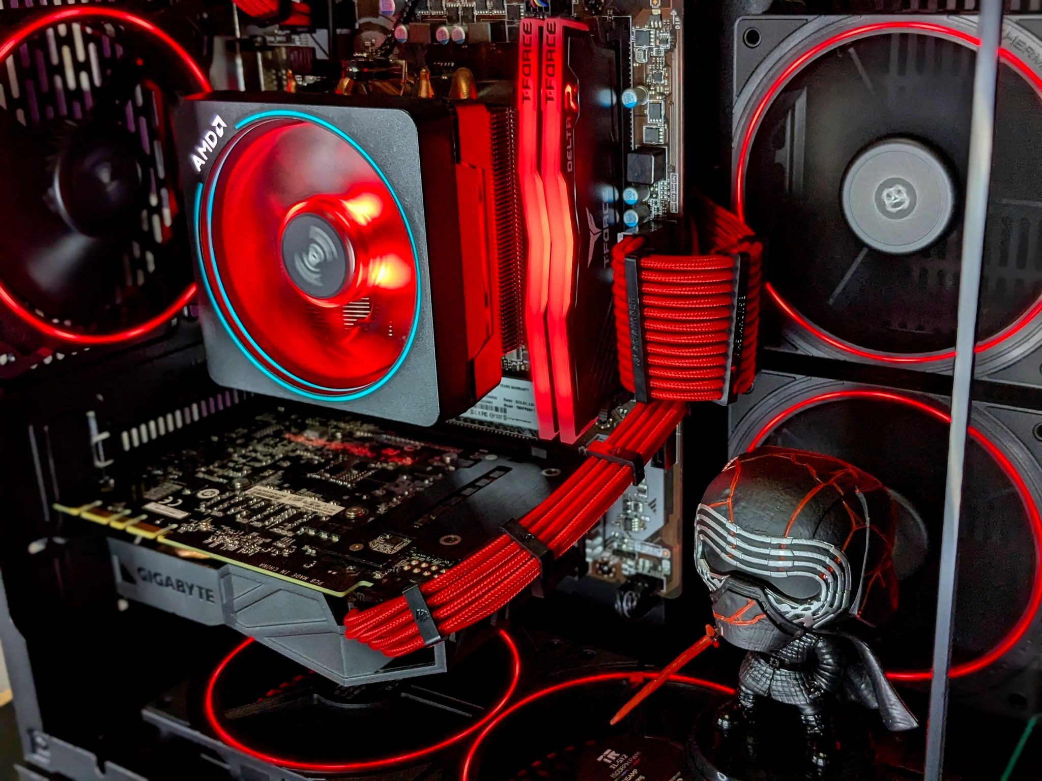 🔴The Supreme Leader⚫️GTX 1080 8GB⚫️Ryzen 5⚫️16GB TFORCE RAM⚫️1TB NVMe⚫️Windows 11(Fully Activated)
