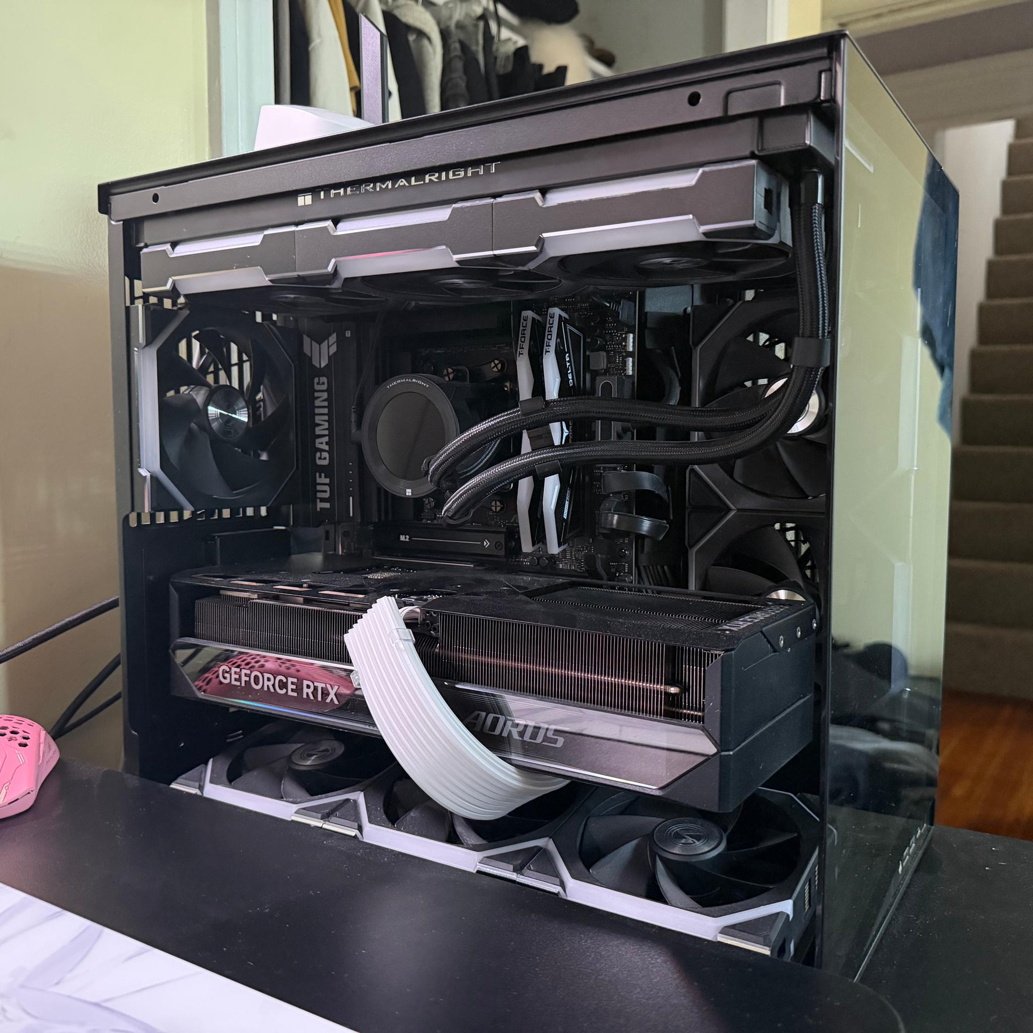 GIGABYTE AORUS GeForce RTX 5080 MASTER 16G