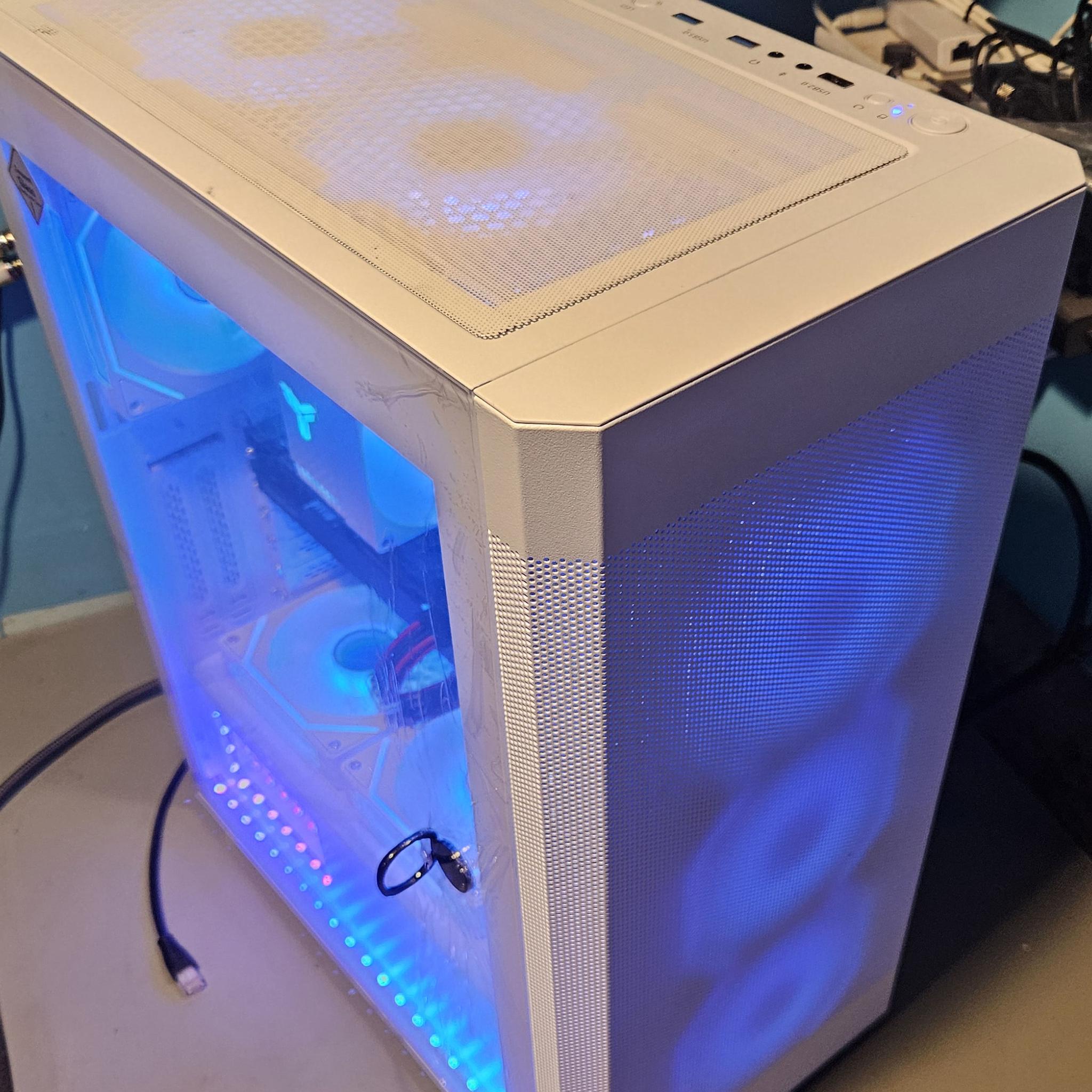 Fresh build Zalman i4 TG with Ryzen 5 8500G/RX 6600XT/32gigs ram/1Tb NVME