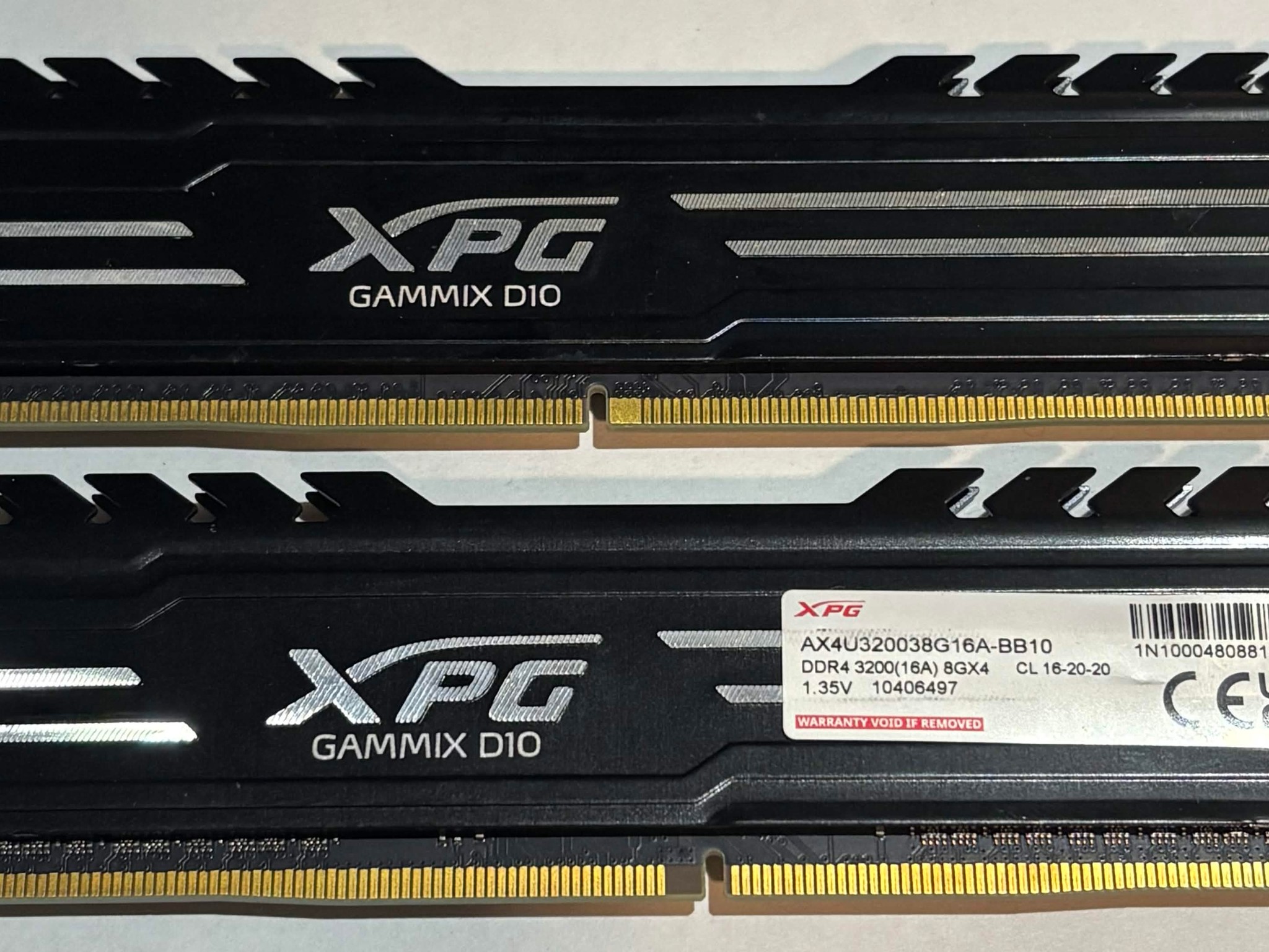 XPG Gammix D10 16GB (2x8GB) DDR4 3200MHz CL16 Gaming Memory Kit | Tested Working