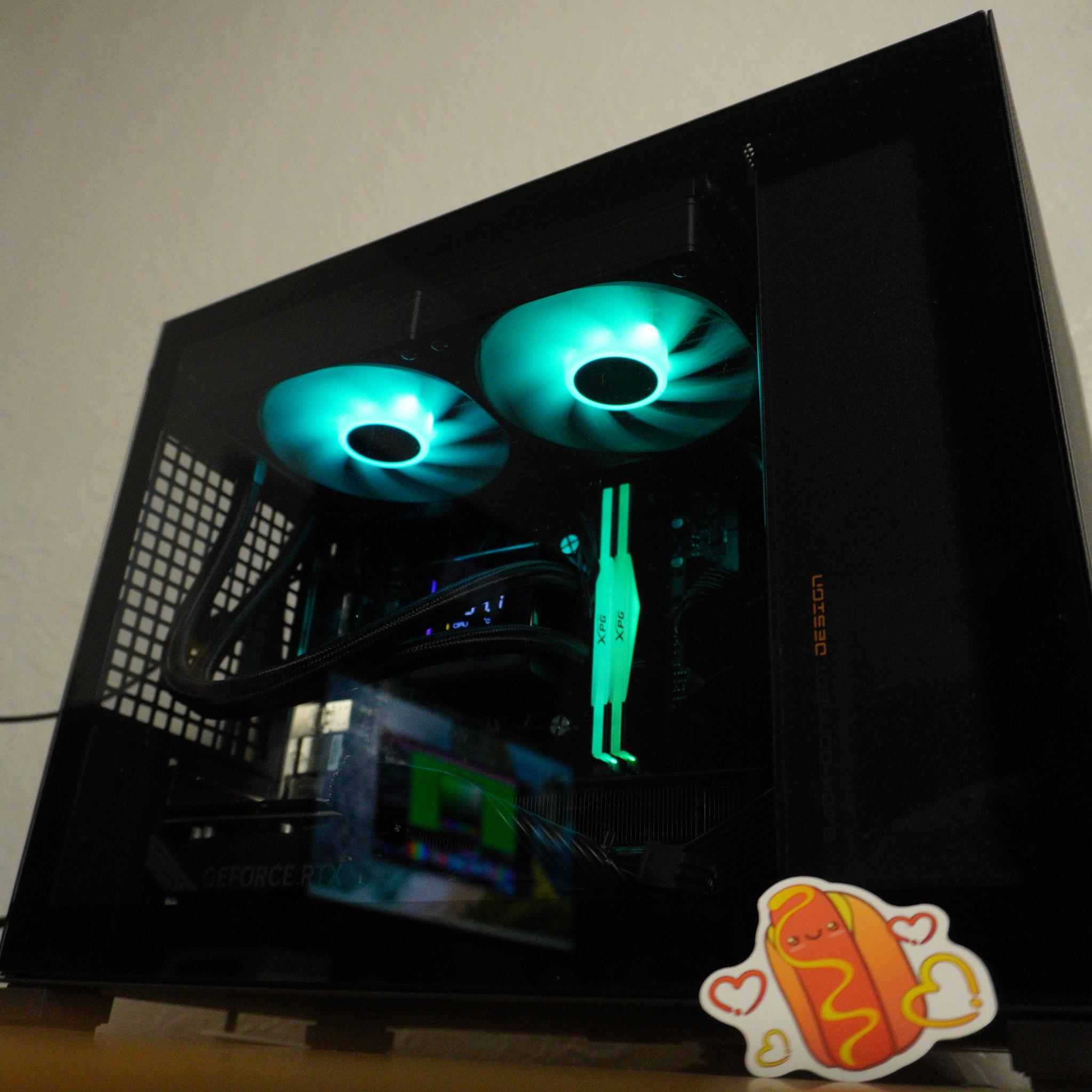 Squish Beast | RTX 5060 TI 8GB| RYZEN 5 7600X | 32GB DDR5 | 960GB 2.5 SSD | + Hotdog Sticker