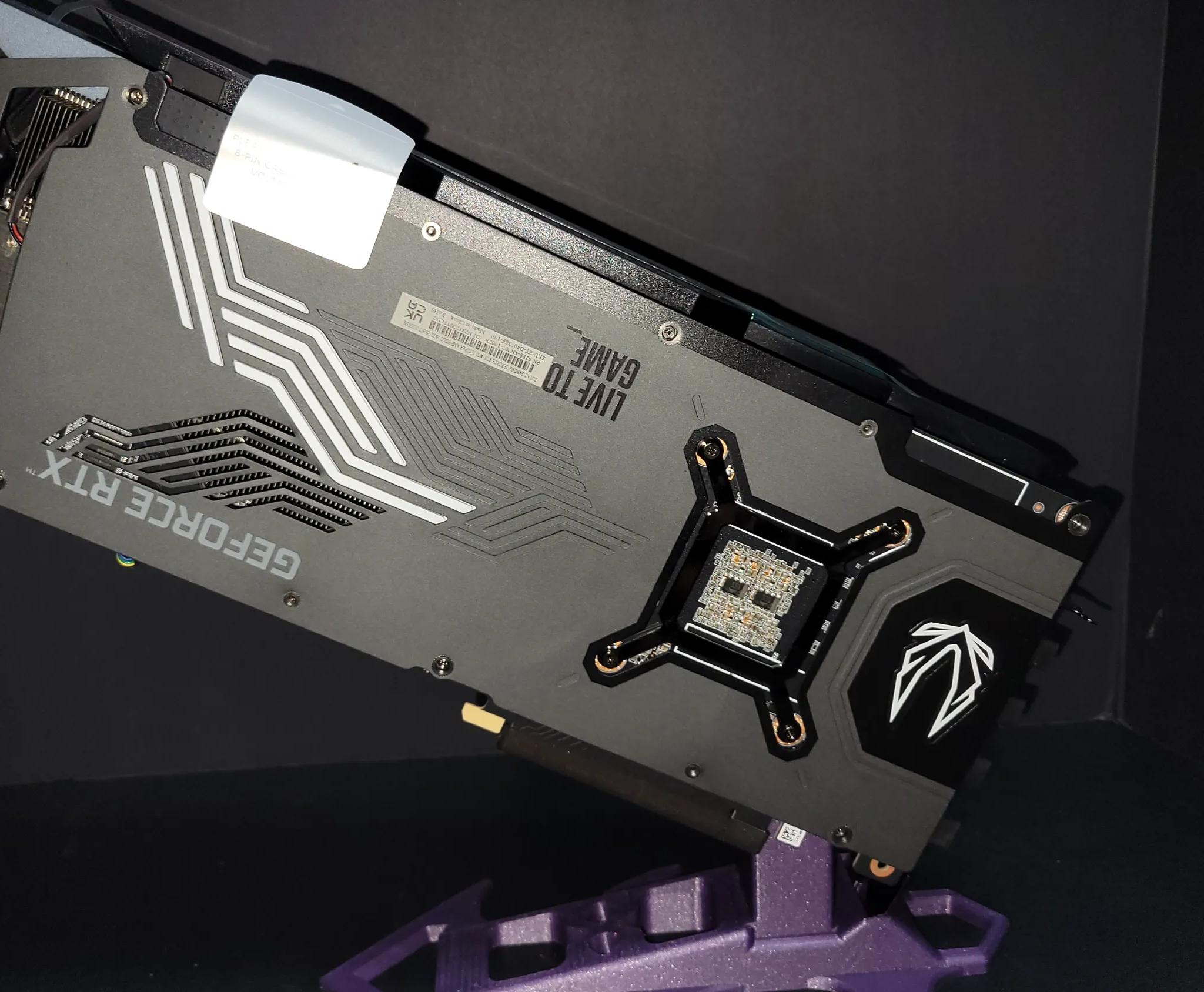 🔥 ZOTAC GAMING GeForce RTX 4070 Ti SUPER AMP HOLOBLACK 🔥 🚀