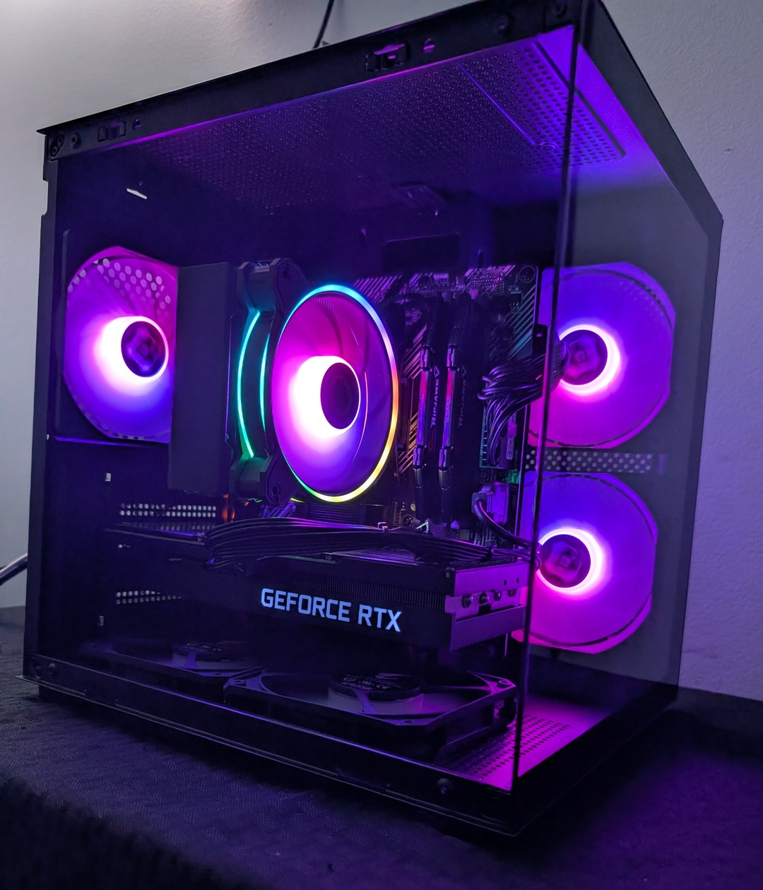 Nvidia RTX 3070-Ryzen 7 3700x-16GB DDR4 3200-1 TB NVME Gen 4 matx