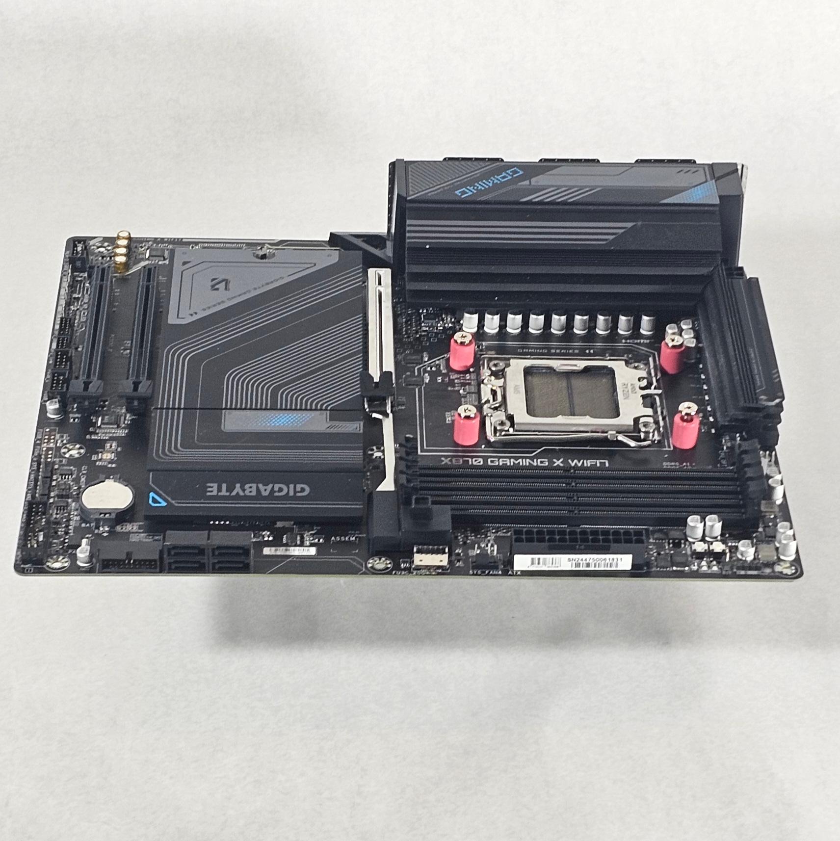 Gigabyte X870 GAMING X WIFI AMD AM5 DDR5 ATX Motherboard