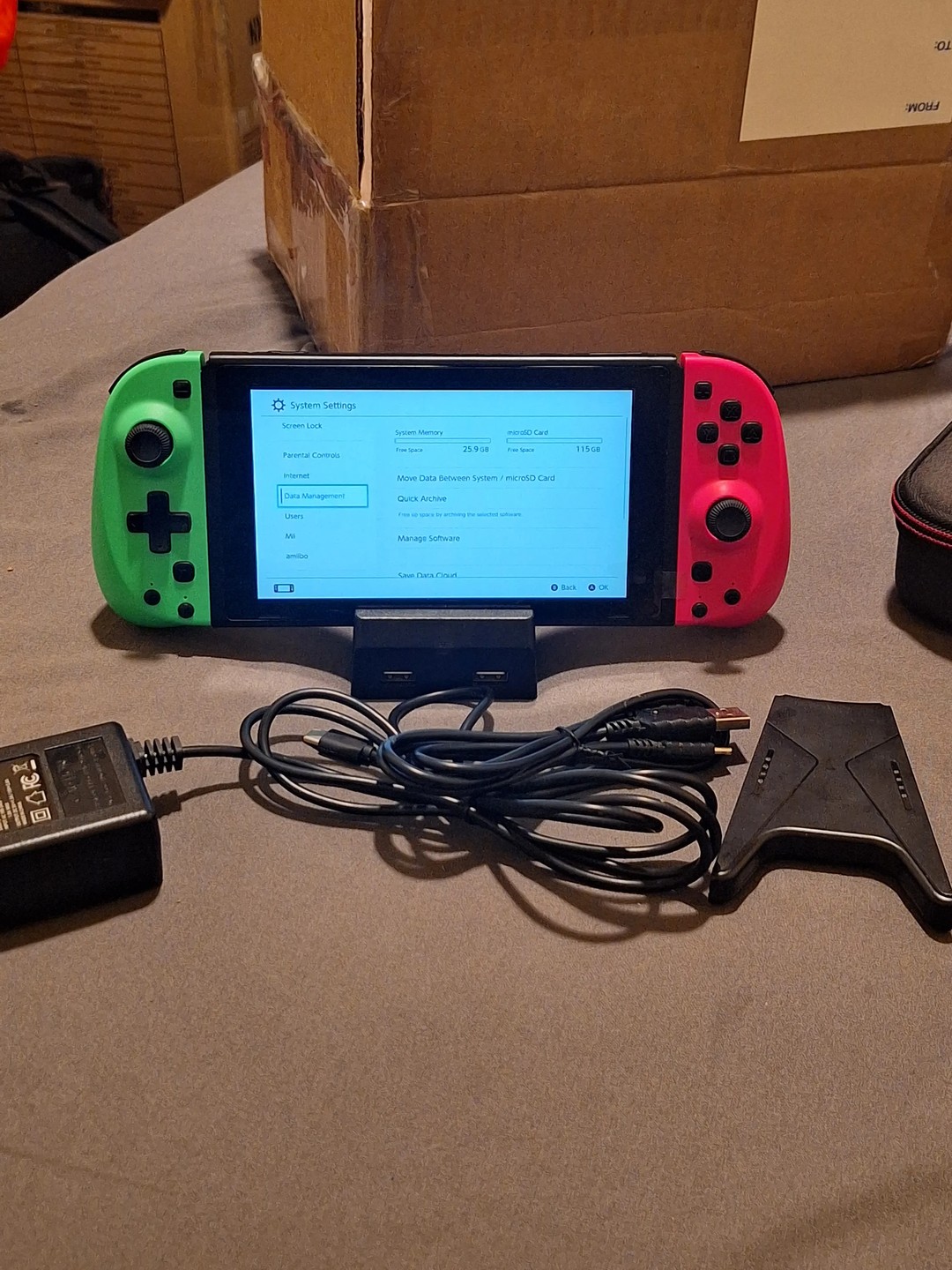 Unbanned Unpatched V1 Nintendo Switch Tablet with dock | Jawa