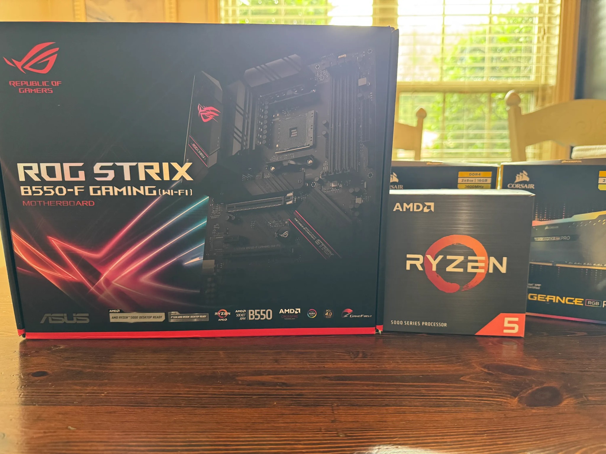 ROG STRIX B550 With Ryzen 5600x and 32gb of ddr4 memory.