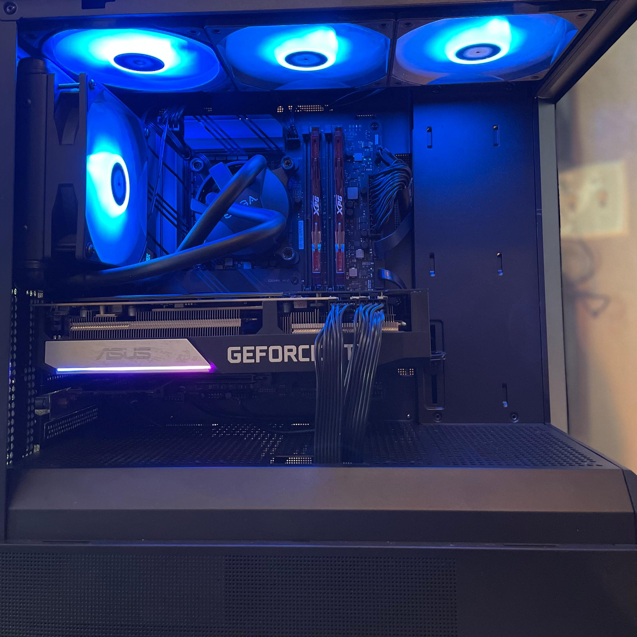 Gaming PC / content creation | GEFORCE 3070| INTEL i7 | 32GB RAM | WINDOWS 11 | WIFI & BT