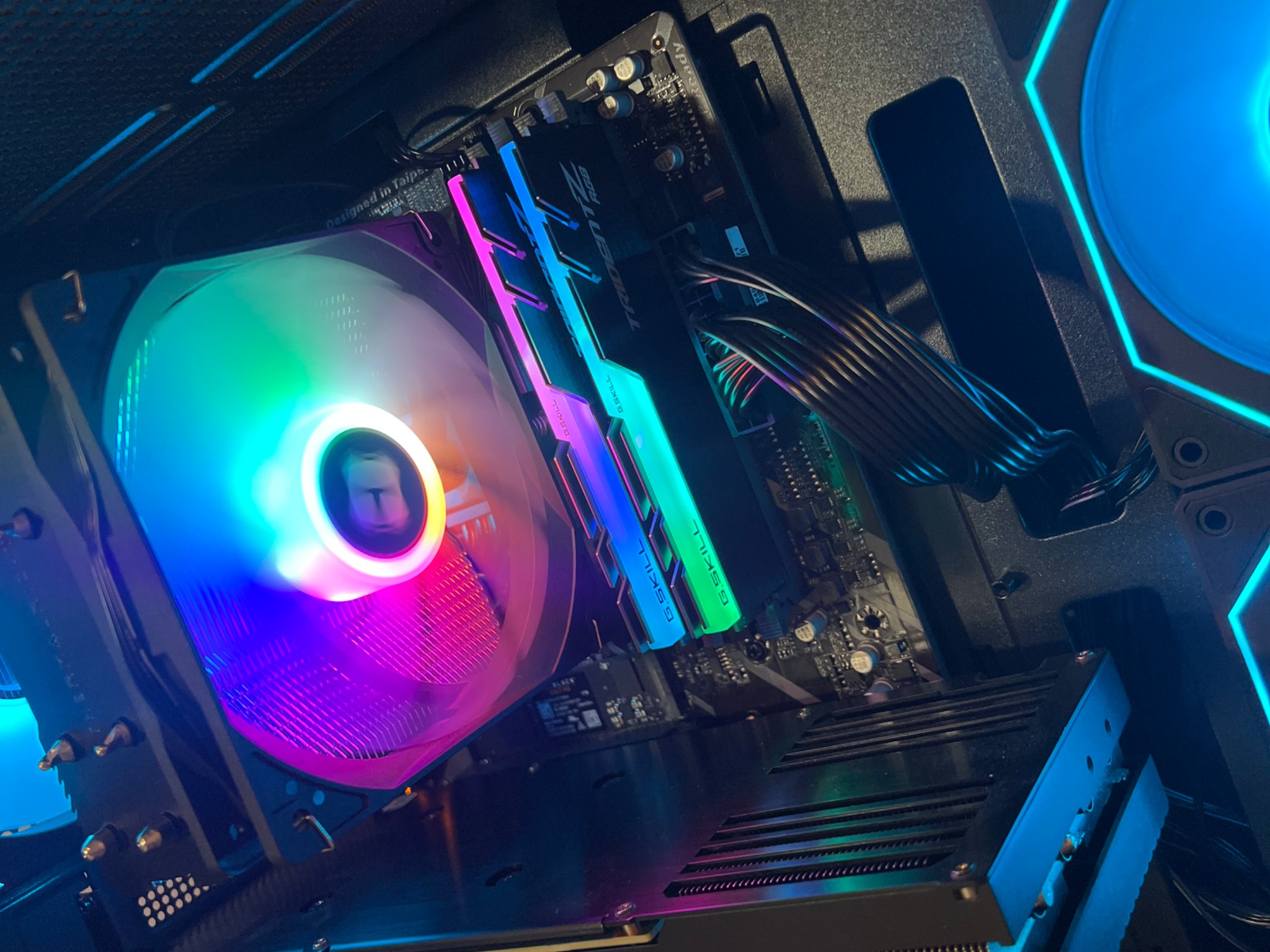 RTX 3070 Gaming PC | Ryzen 7 3700X | 32GB RAM | WIFI & BT |