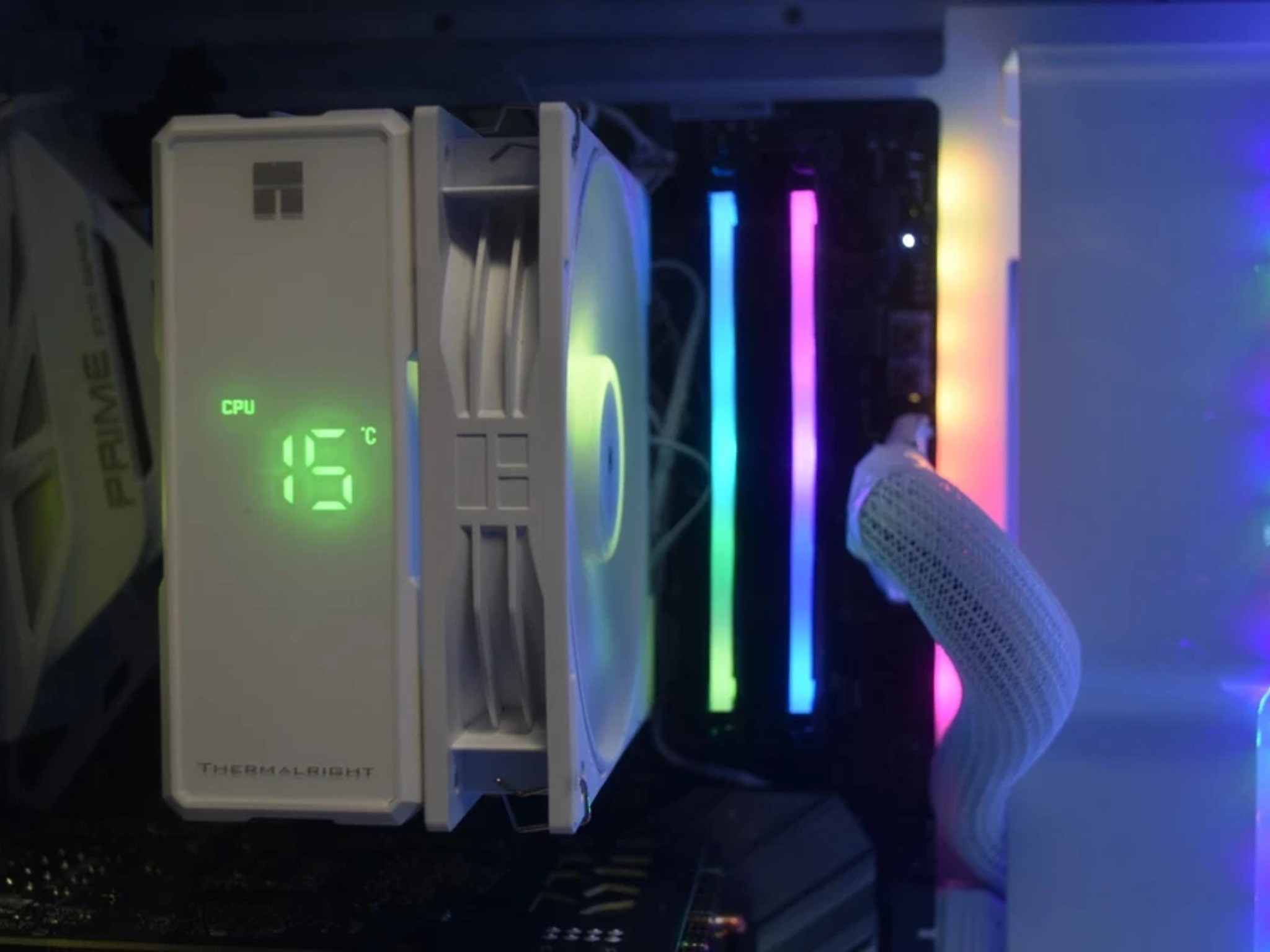 Gaming PC Intel I 5 9400 9th gen CPU RTX 3050 8GB 16 GB RAM RGB 1 TB NVME Wi-fi