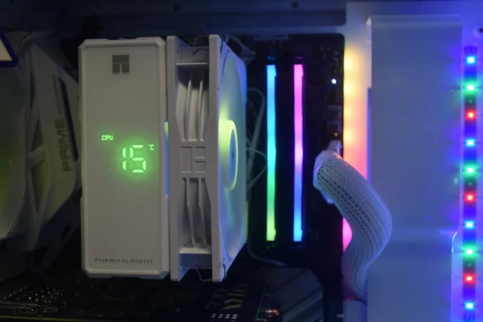 Gaming PC Intel I 5 9400 9th gen CPU RTX 3050 8GB 16 GB RAM RGB 1 TB NVME Wi-fi