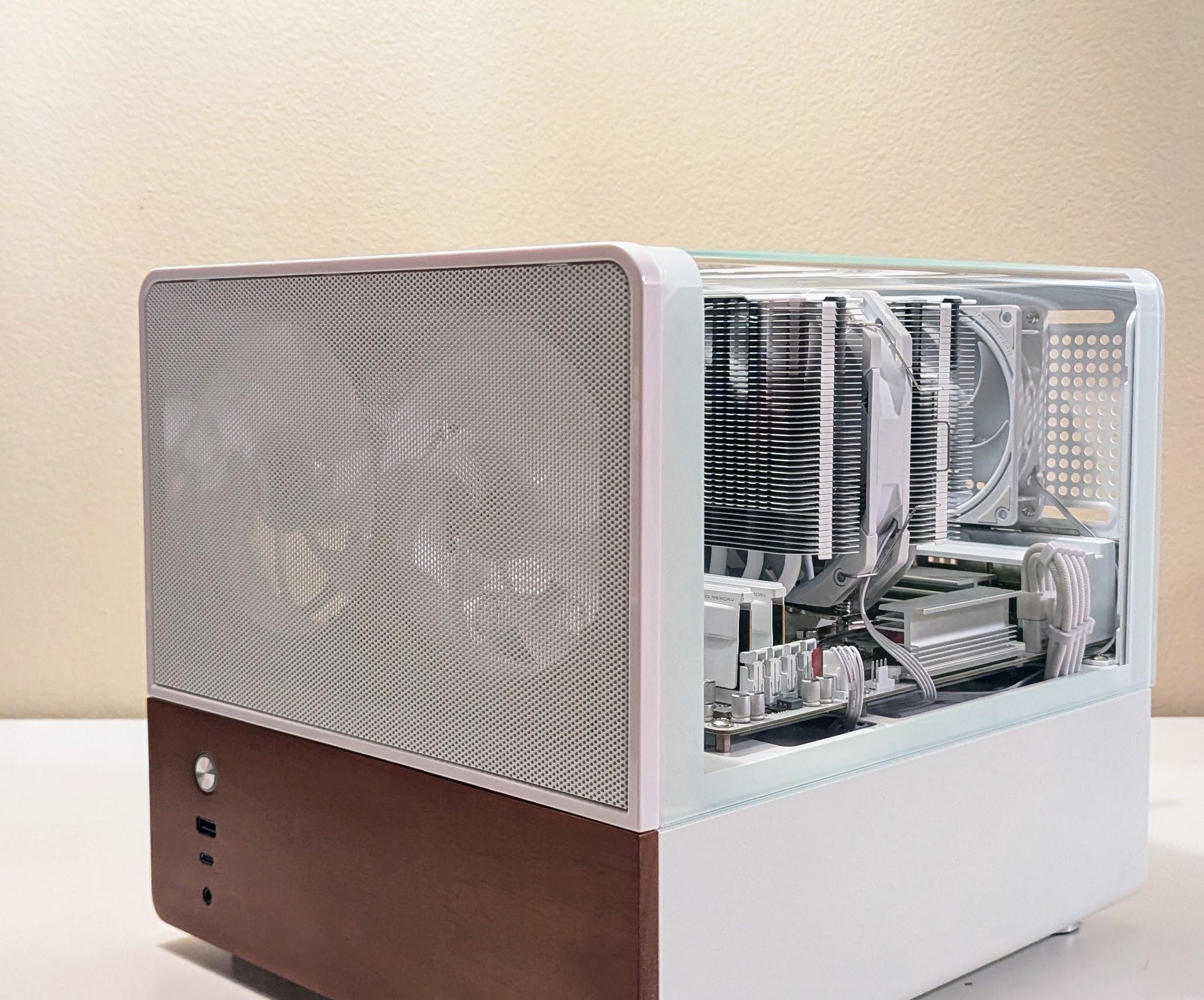 "Arctic Modern" - Minimalist White Build- 9060XT 16GB| Ryzen 7600X| 32GB DDR5| 1TB SSD|