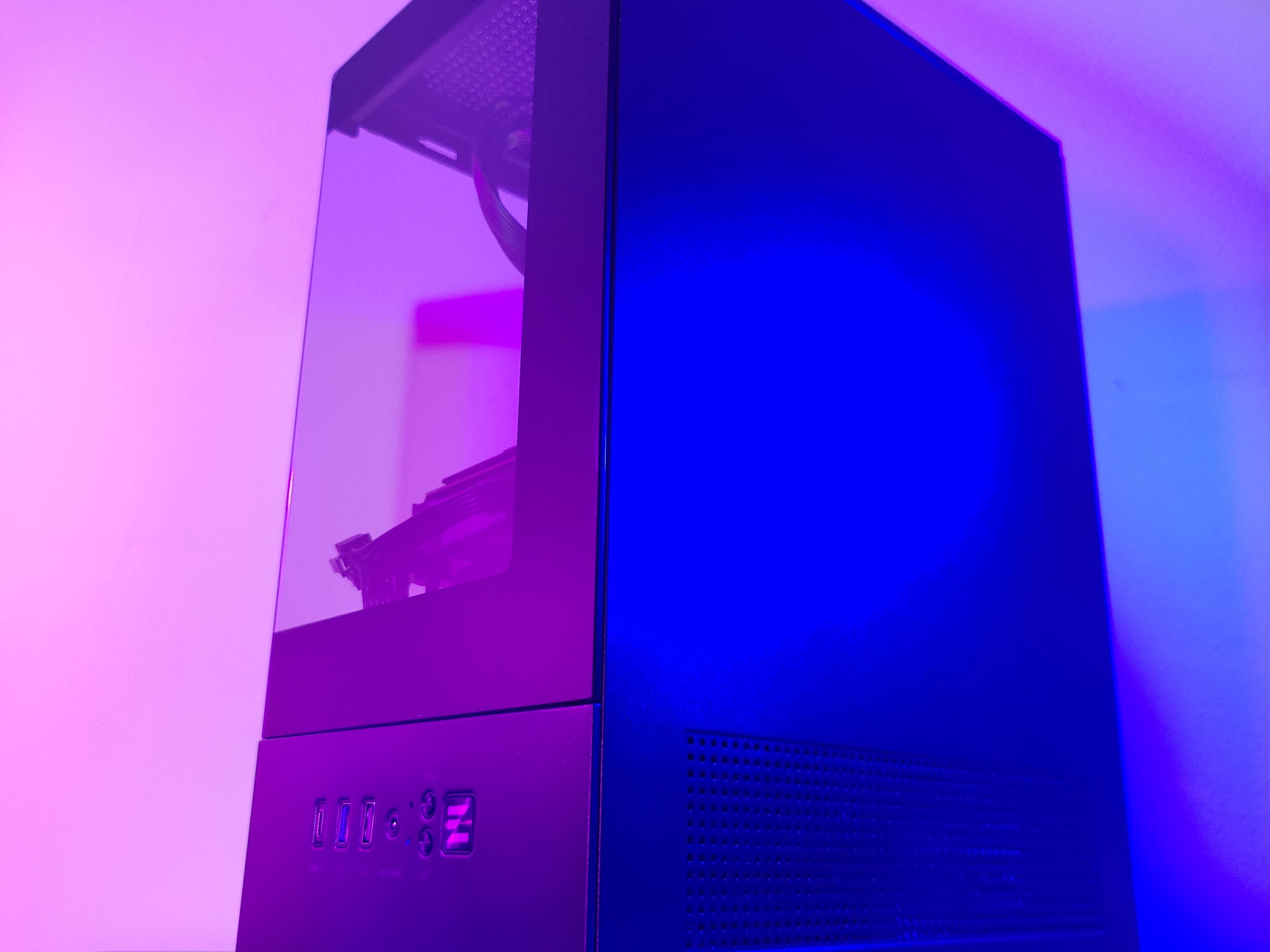 Custom 16 Core 32 Thread Xeon 8GB DDR4 GTX 960 M.2 SSD + HDD Storage Zalman Compact Windows PC
