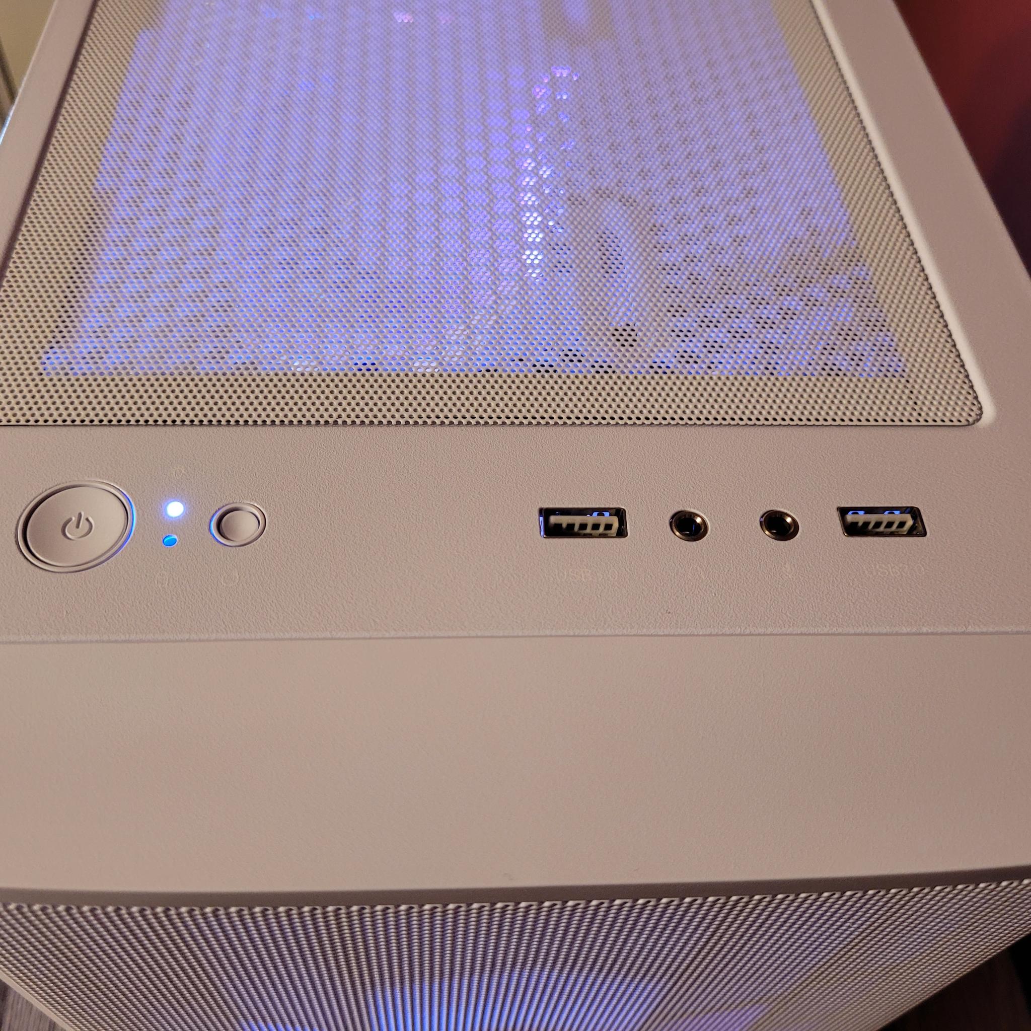White RTX 2060 Gaming PC (Ryzen 5 2600X | 16GB RAM | 500GB SSD | Wifi + BT)