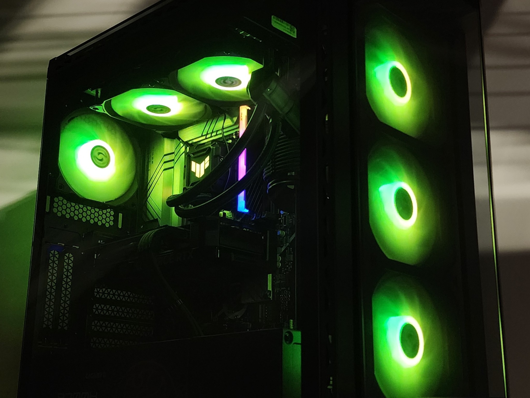 Gaming PC i5-14400F 16GB RAM 1TB SSD RTX 4060 Ti 8GB Windows 11 Computer