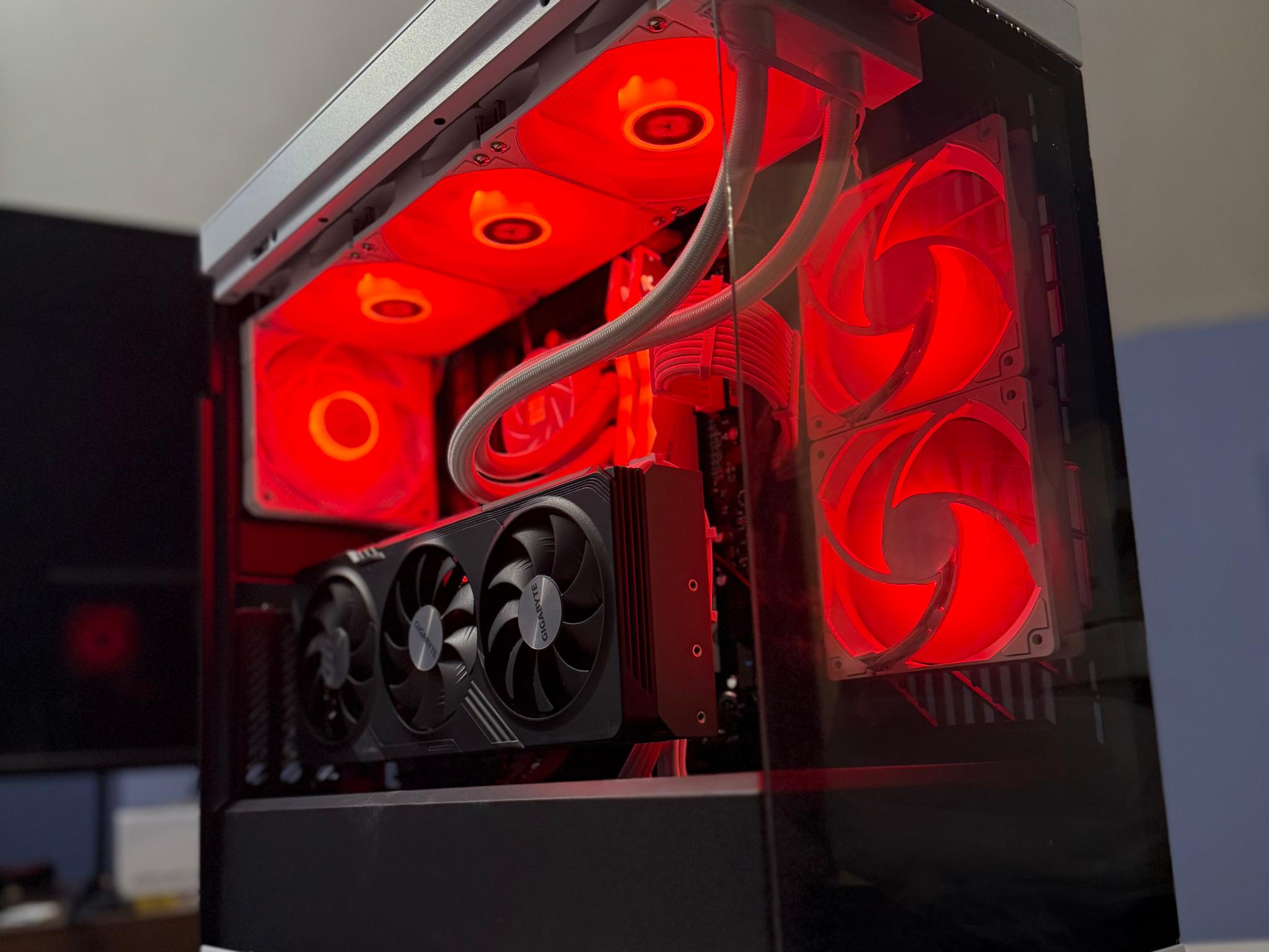 🐼 RX 7800XT | Ryzen 7 7700X | 32GB DDR5 | 1TB SSD