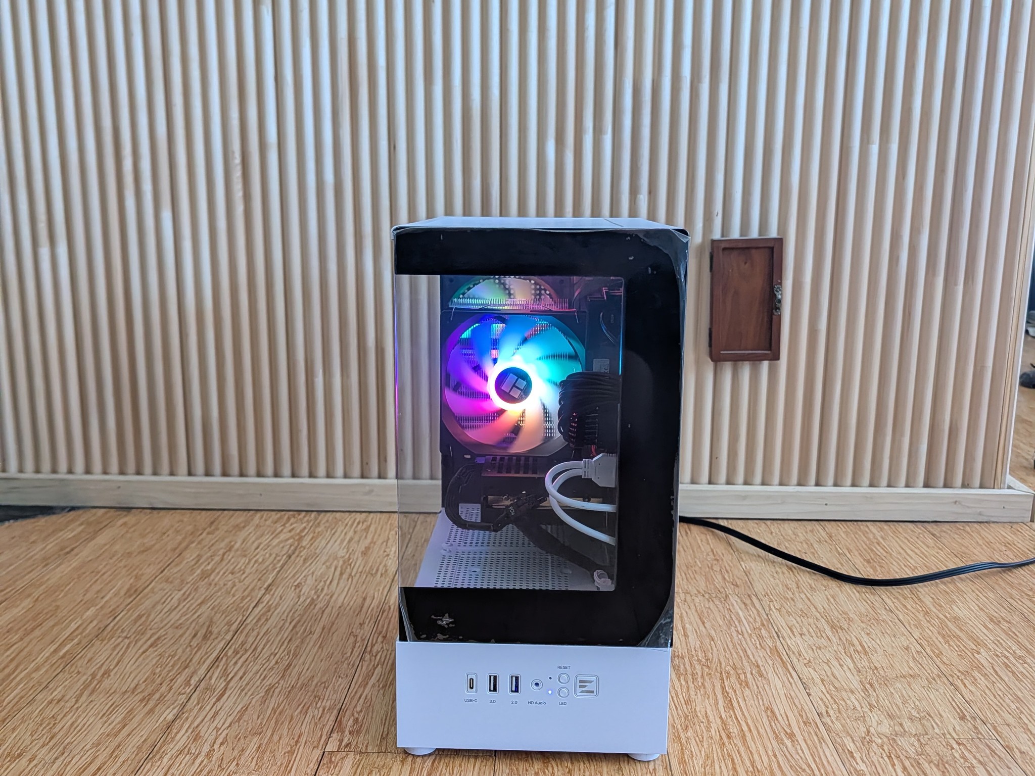 Custom RTX gaming PC | RTX 4060 TI | I7 8086K | 16GB DDR4 | 2.5 TB |