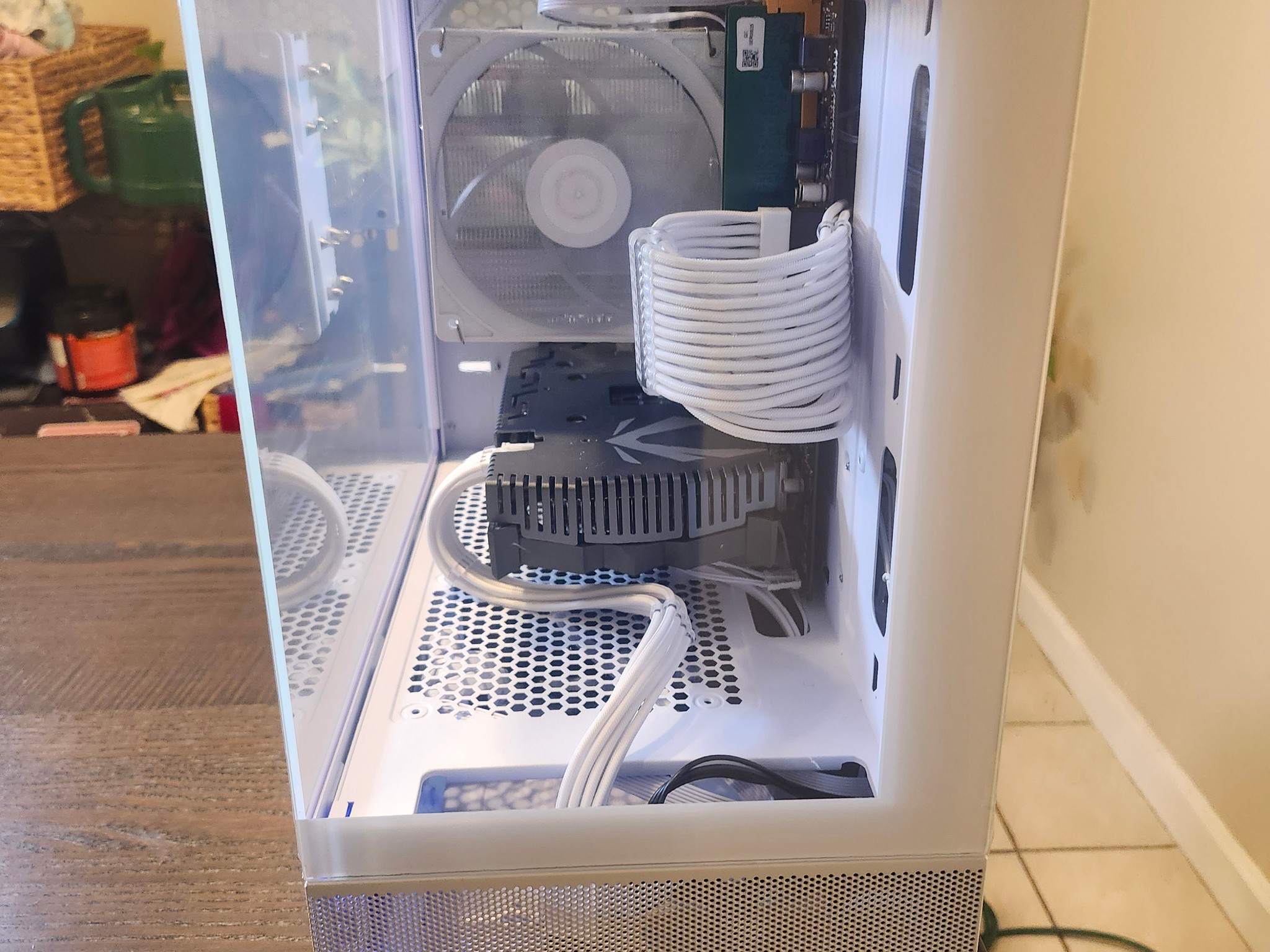 All White Gaming PC | Ryzen 5 3600 | GTX 1660 Ti | 16GB RAM | 512GB NVMe