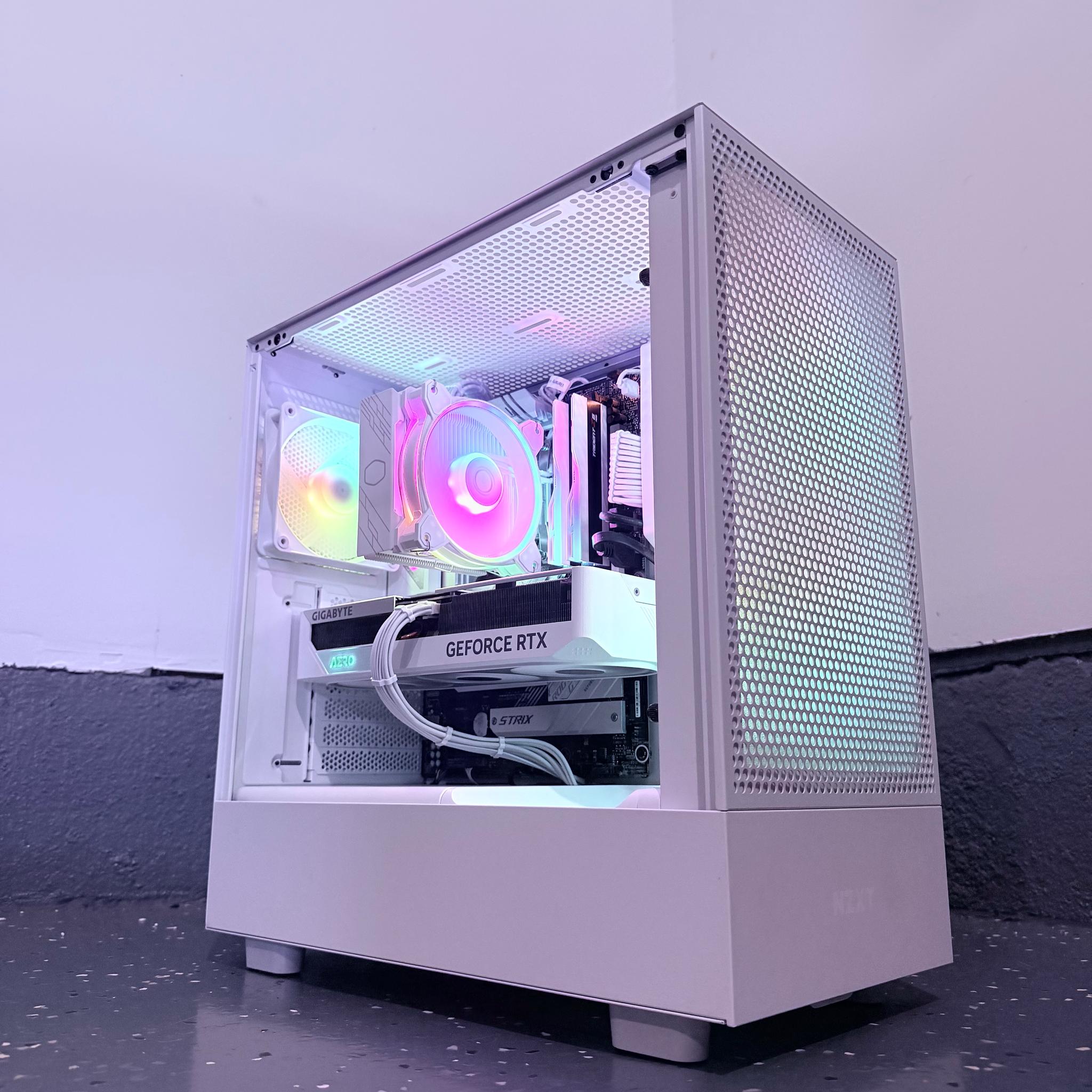 🌈"Starlight Pearl"⚪️| 1440p Gaming | RTX 4070 Super | Ryzen 7 7700 | 32GB DDR5 | 3TB Storage