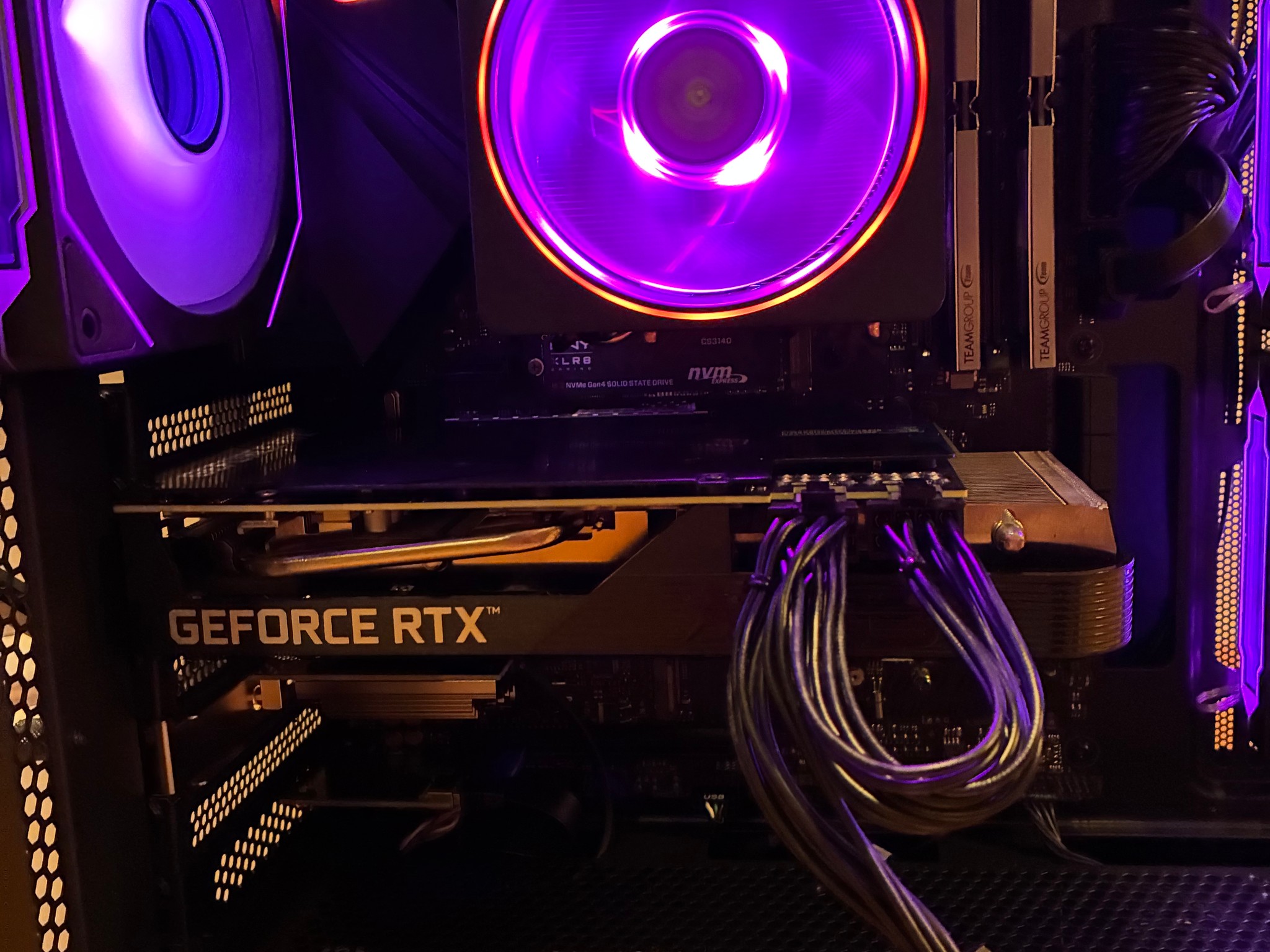 RTX 3060 Ti R7 2700X CUSTOM GAMING PC