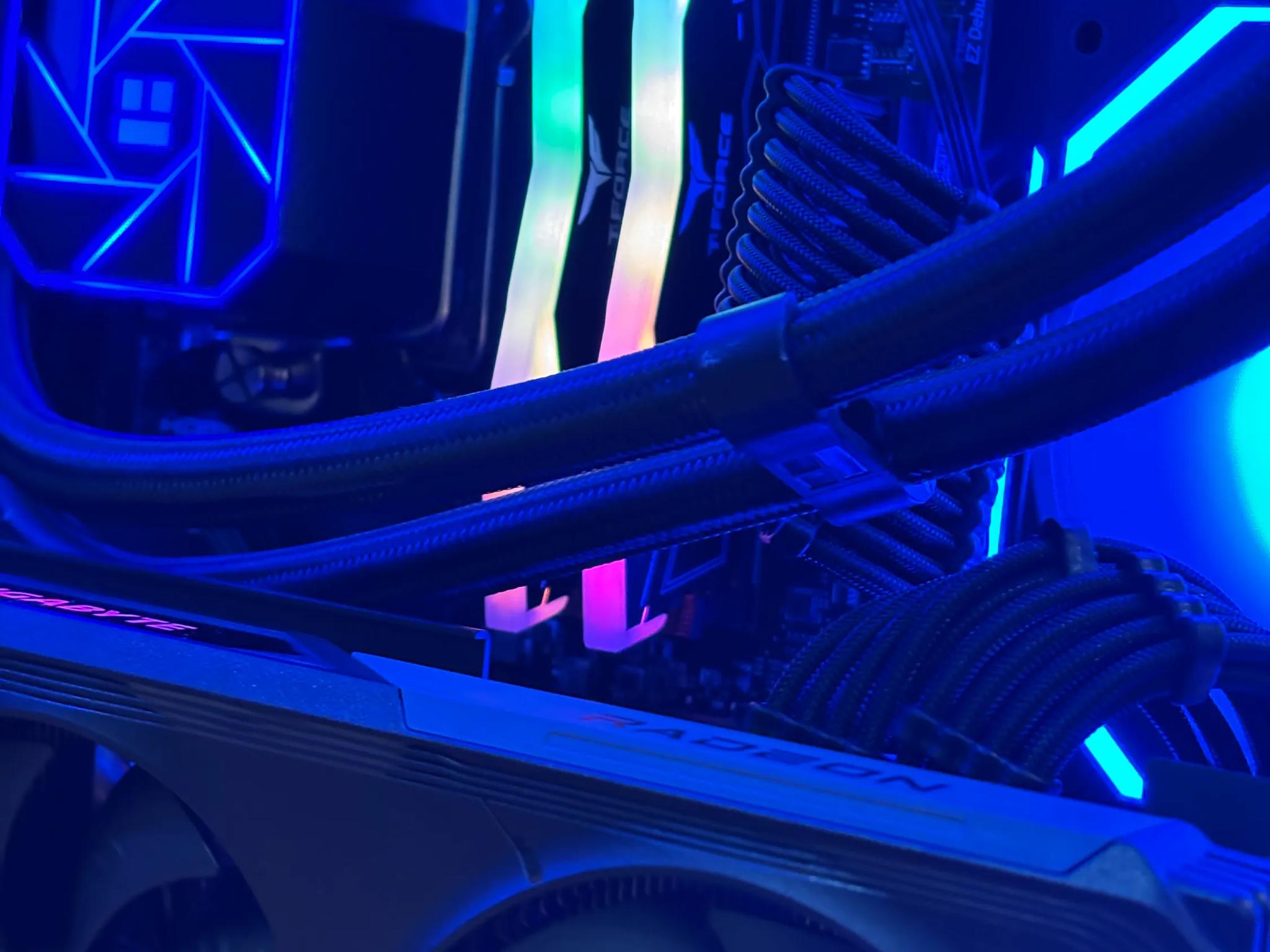 🌊 Riptide V2| R7 7700X, RX7700XT, 32GB DDR5, 2TB M.2 SSD, WIFI, LIQUID COOLED